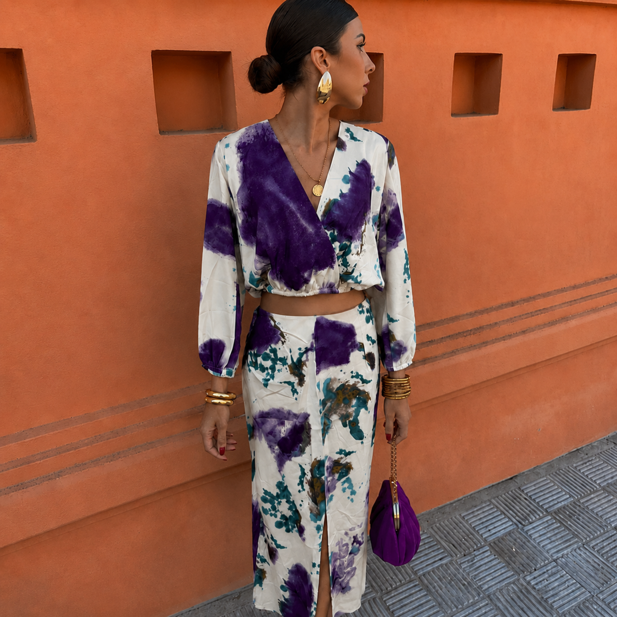 Hanna - Women's Abstract Print Long Sleeve Crop Top Skirt Set