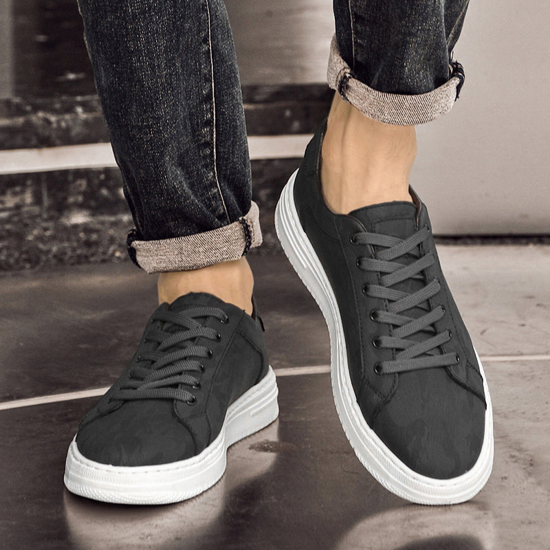 Charlie - Men's Textured Low-Top Lace-Up Trainers
