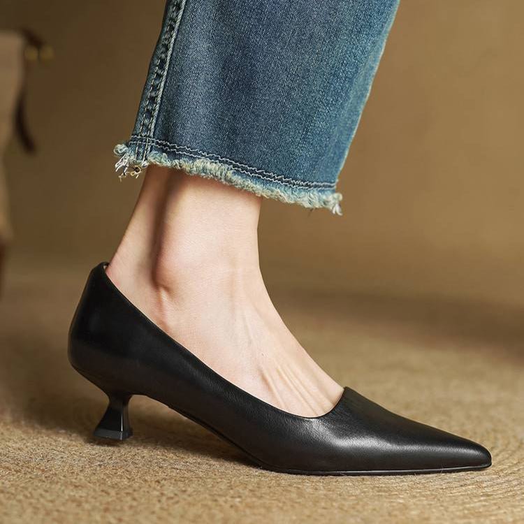Alice - Women's Kitten Heel Pointed Toe Pumps - Sandals - Black - Taylor & Bennett