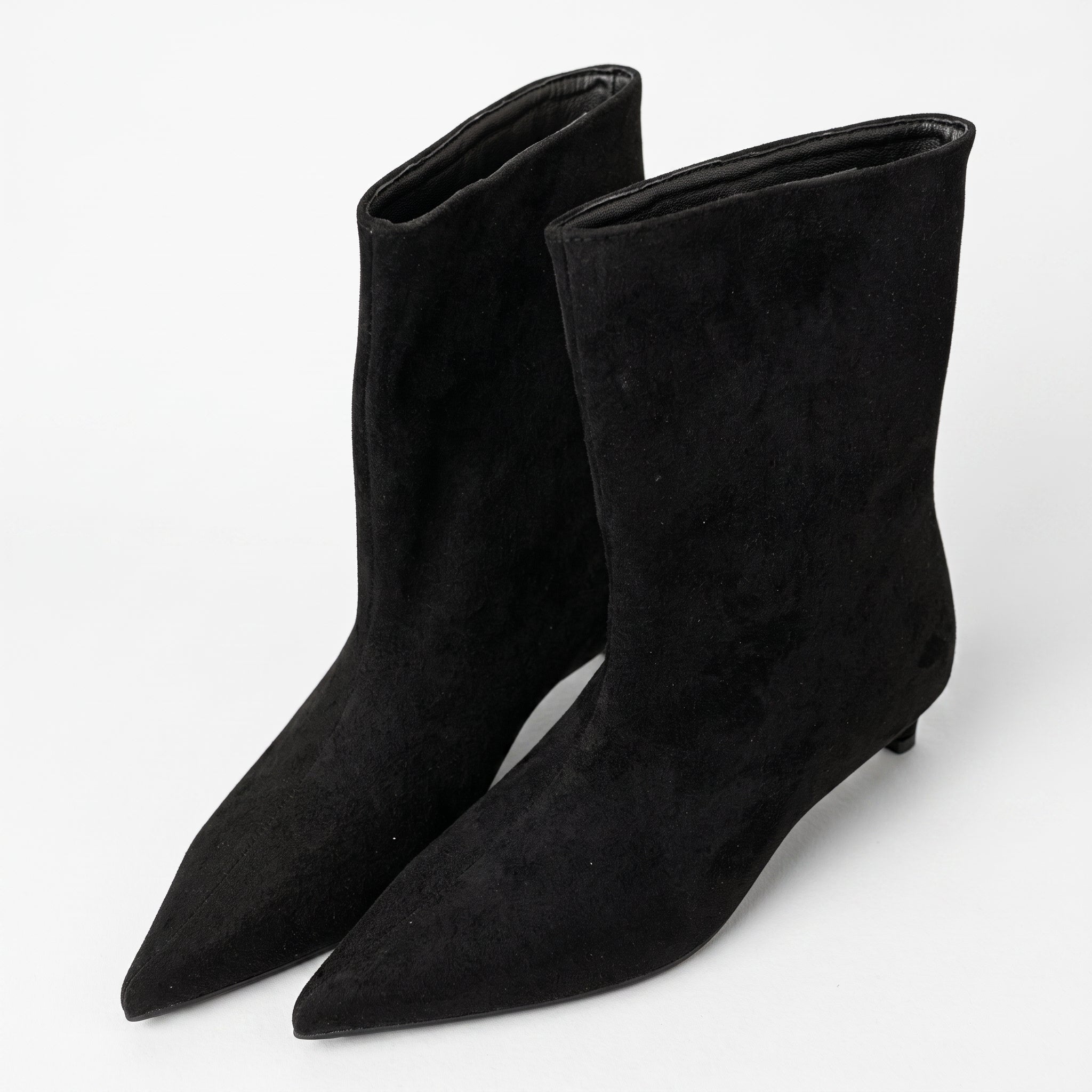 Alice - Women's Pointed Toe Kitten Heel Ankle Boots - Boots - Black - Taylor & Bennett