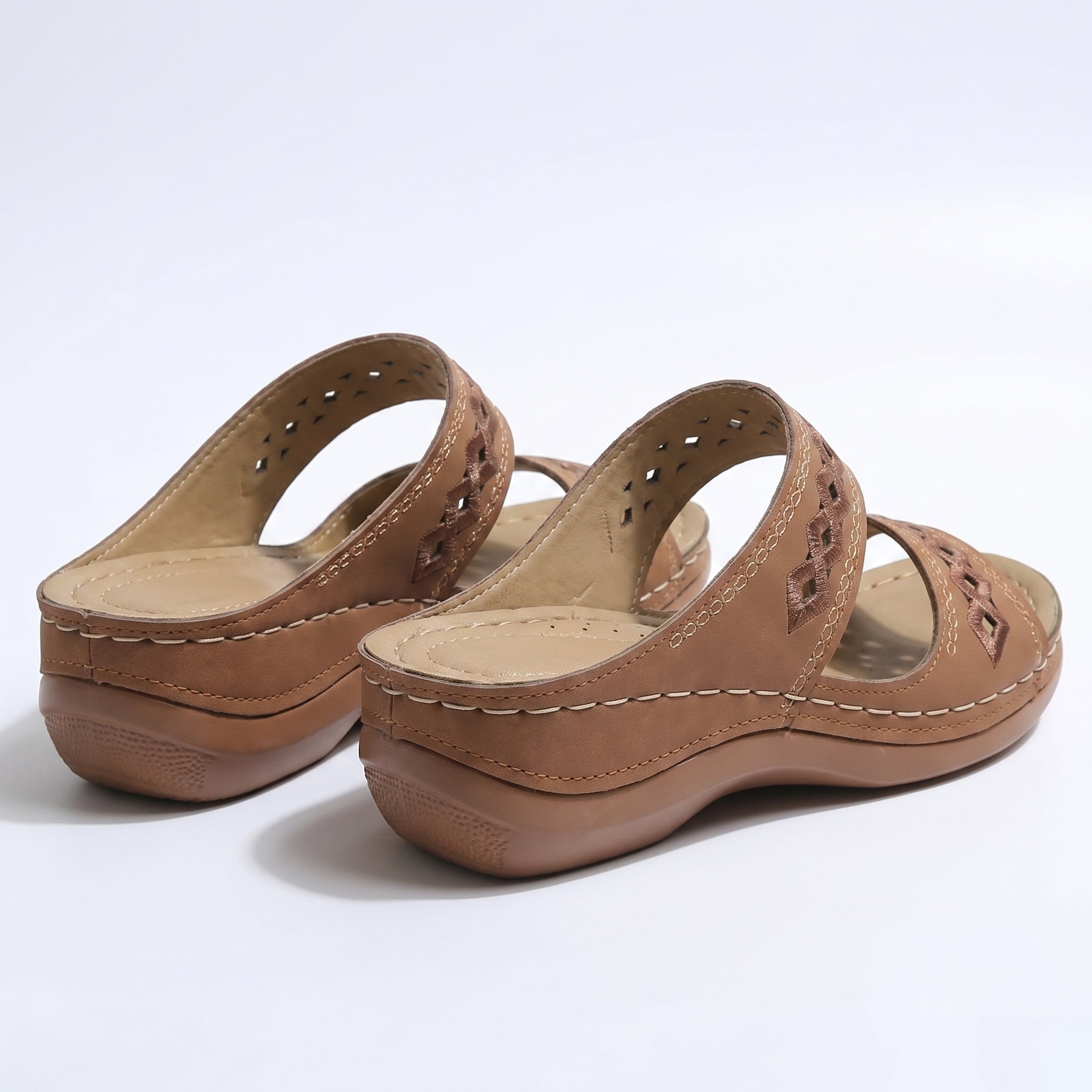 Amelia - Women's Orthopaedic Open Toe Sandals - Sandal - Brown - Taylor & Bennett