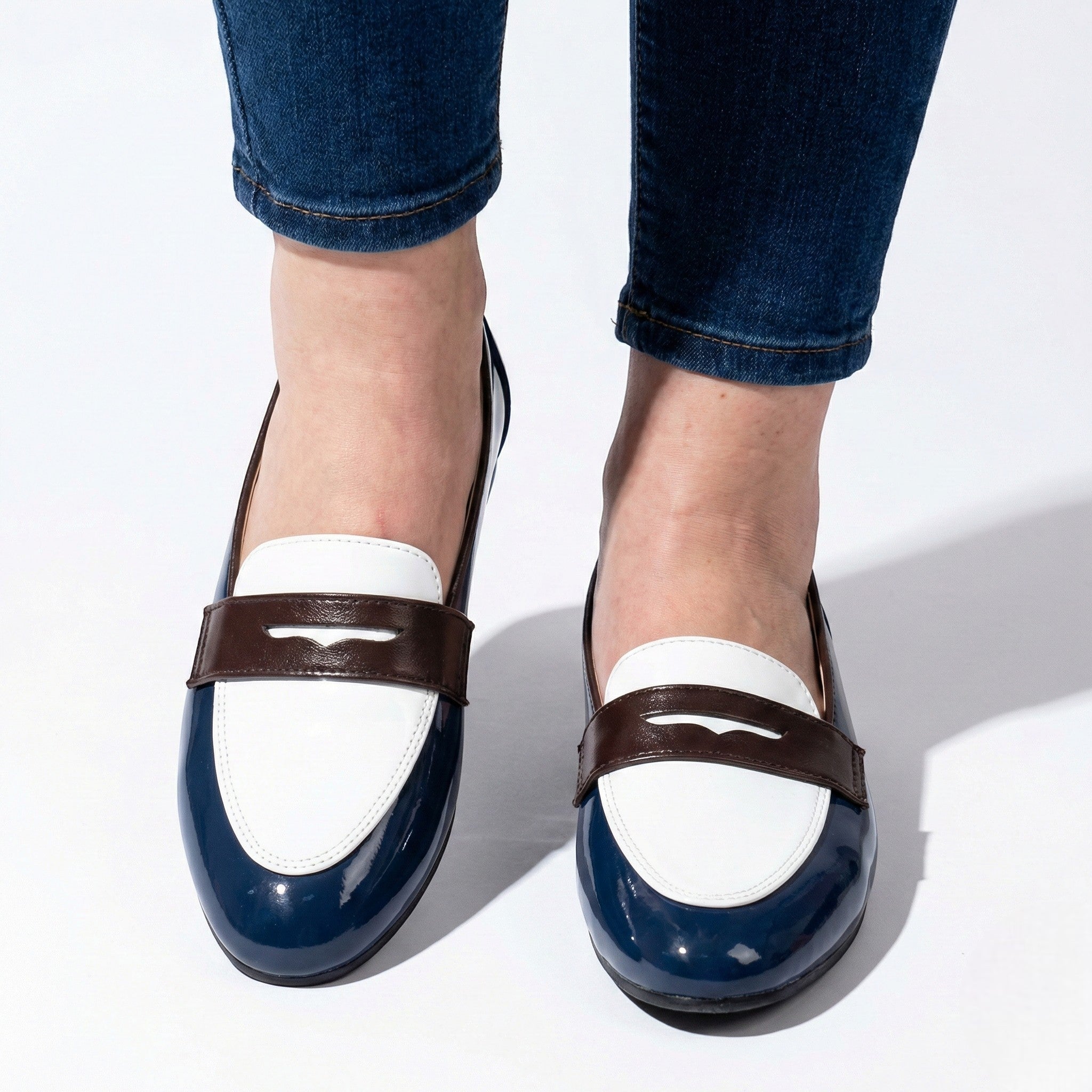 Ava - Women's Two - Tone Round Toe Flat Loafers - Loafers - White - Taylor & Bennett