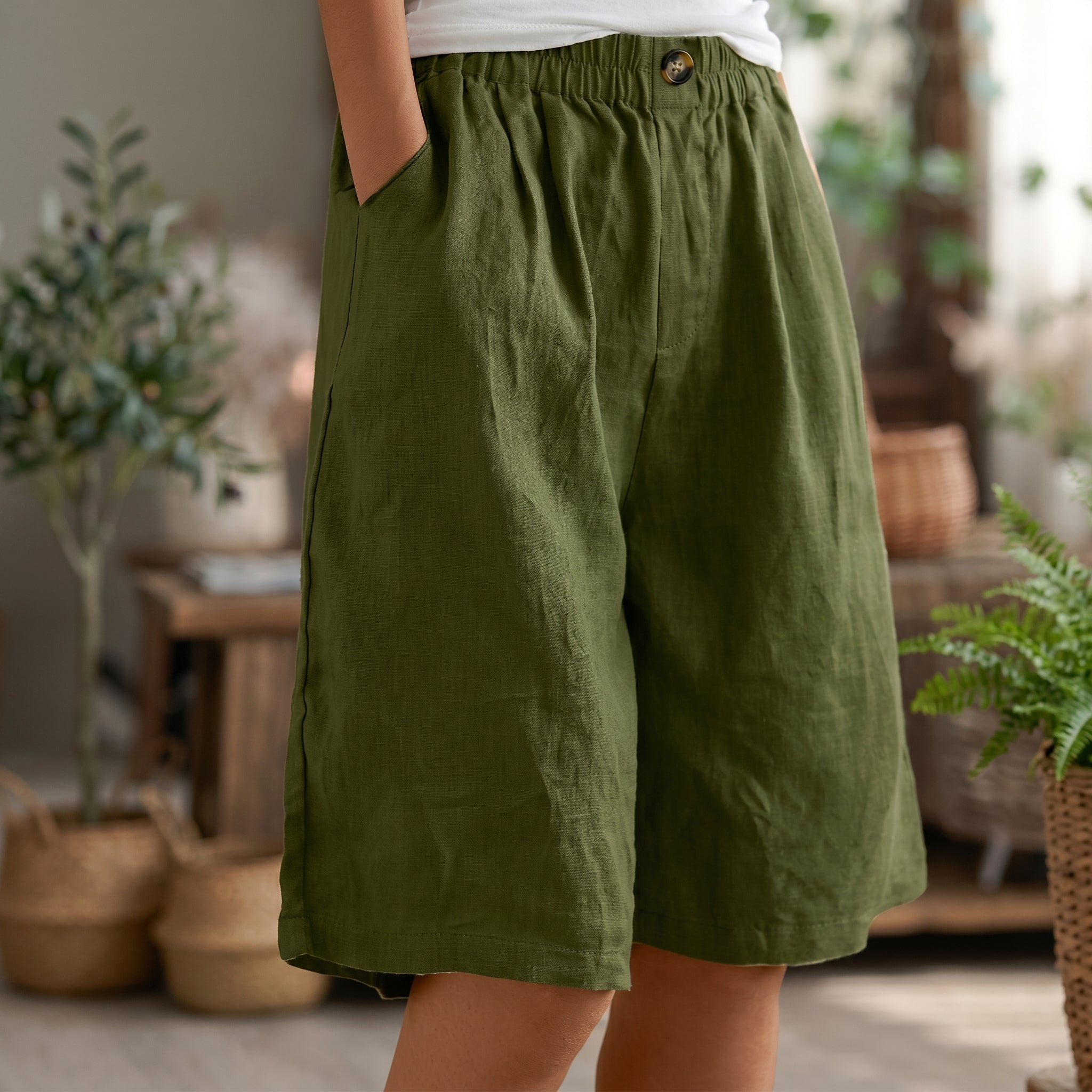 Beatrice - Women's Casual Elasticated Waist Shorts - Shorts Women - Army Green - Taylor & Bennett