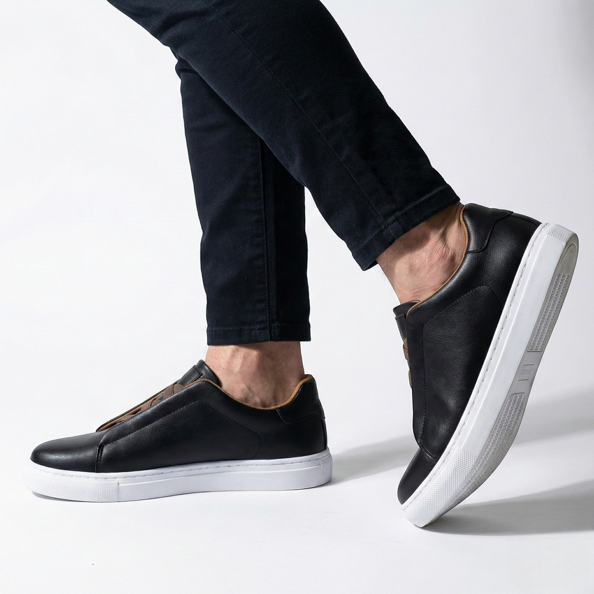 Charlie - Men's Comfortable Slip - on Trainers - Trainers - White - Taylor & Bennett