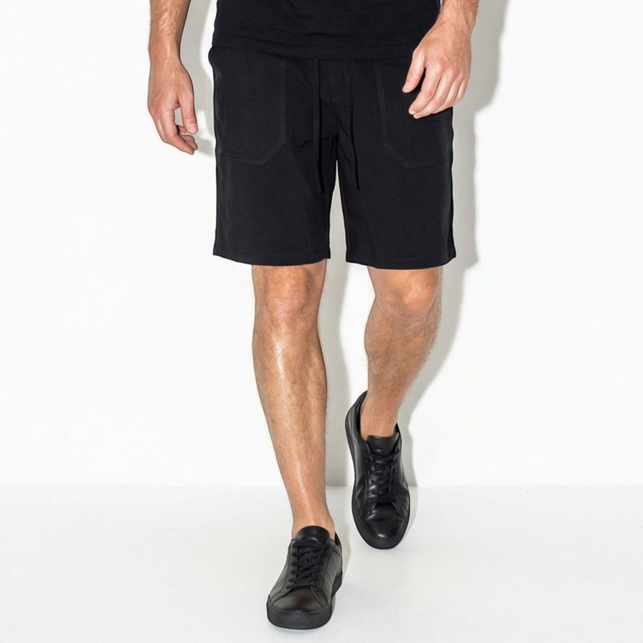 Charlie - Men's Relaxed Fit Summer Drawstring Shorts - Shorts Men - Black - Taylor & Bennett