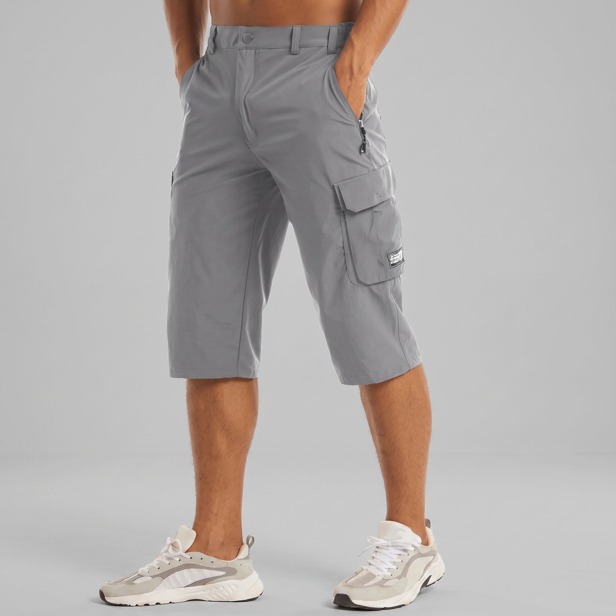 Charlie - Men's Relaxed Fit Zip-Pocket Cargo Capri Shorts - Shorts Men - Light Grey - Taylor & Bennett