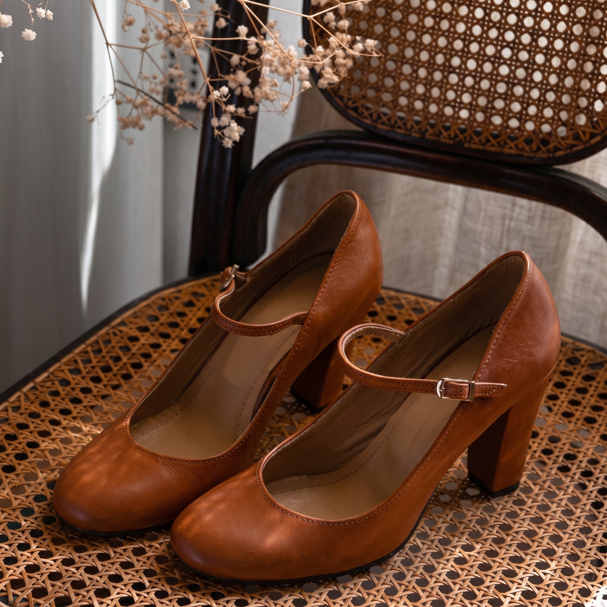 Eliza - Women's Mary Jane Block Heel Pumps with Buckle Strap - Sandals - Brown - Taylor & Bennett