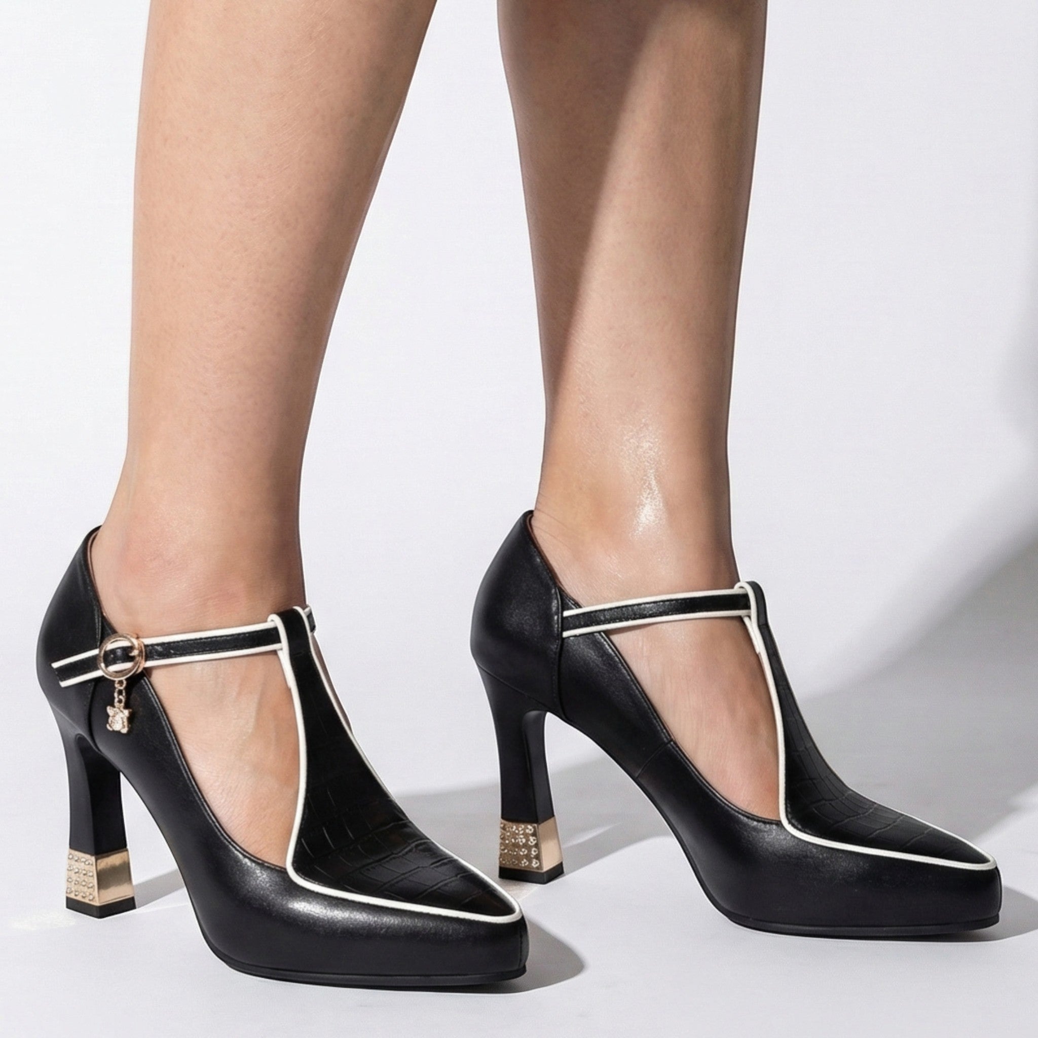 Evie - Women's T - Strap Block Heels with Square Toe - Sandal - Black - Taylor & Bennett