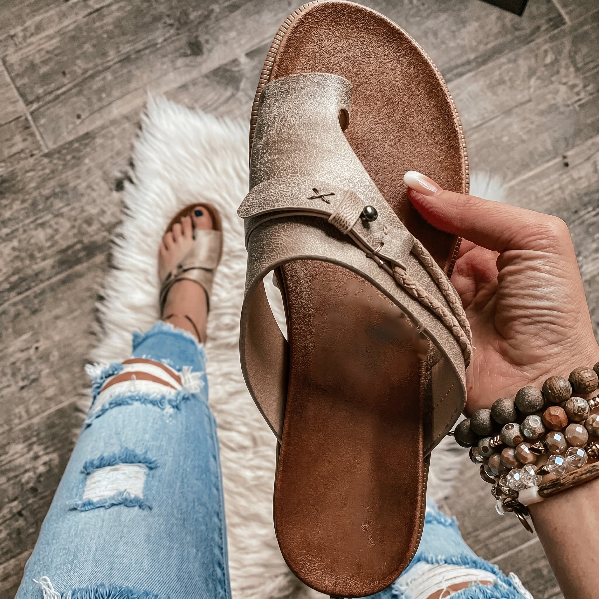 Fiona - Women's Orthopaedic Toe-Post Flat Sandals - Sandals Women - Grey - Taylor & Bennett