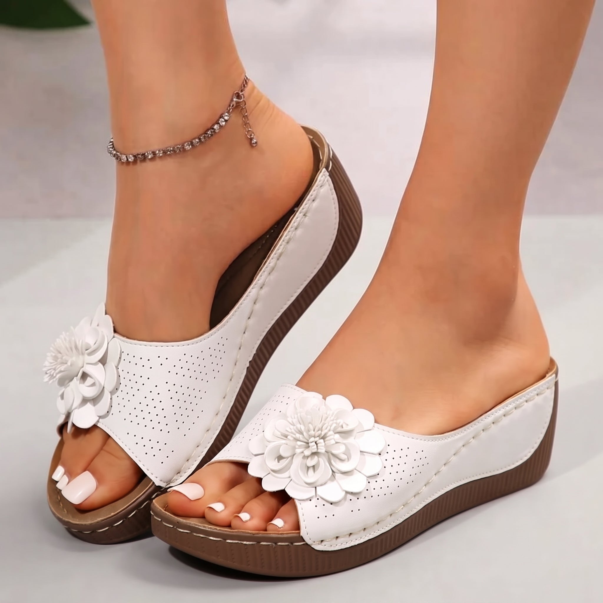 Johanna – Women's Orthopaedic Floral Detail Wedge Sandals - Sandals - White - Taylor & Bennett
