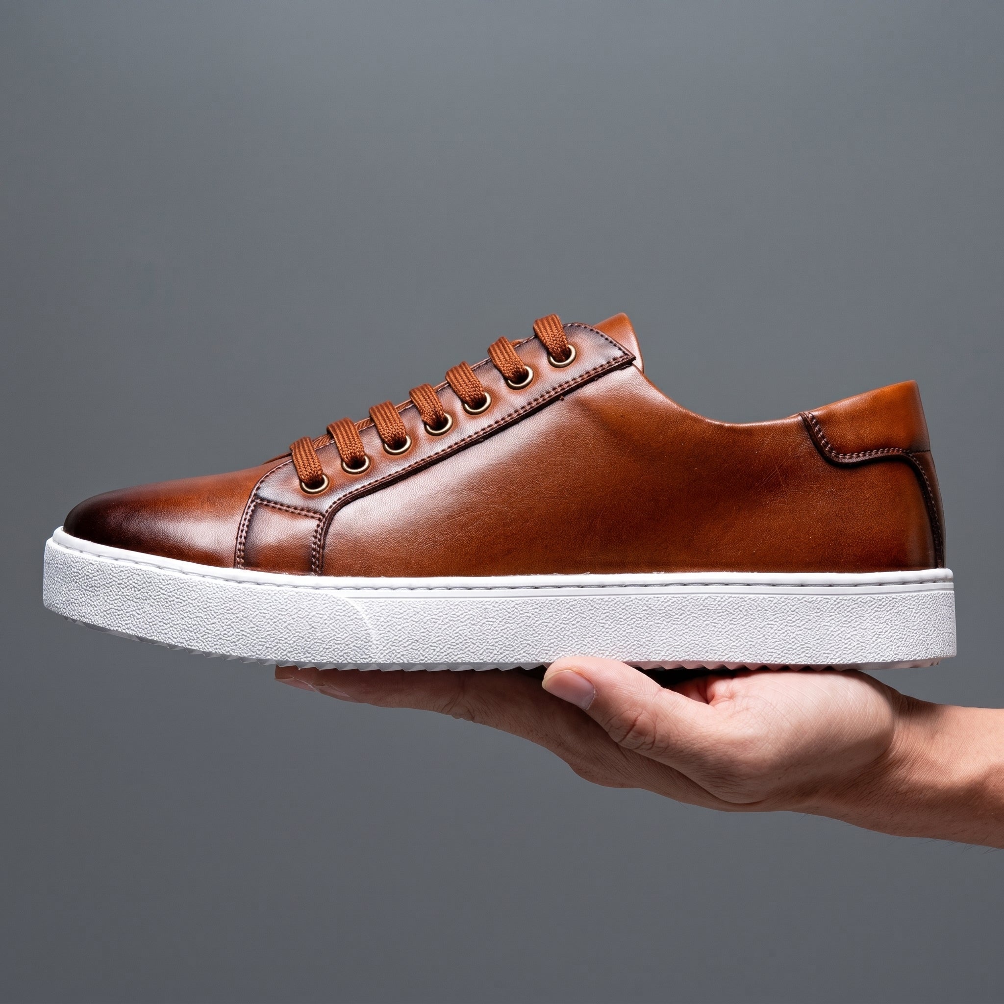 Jonas - Men's Classic Minimalist Low-Top Trainers - Shoes - Brown - Taylor & Bennett
