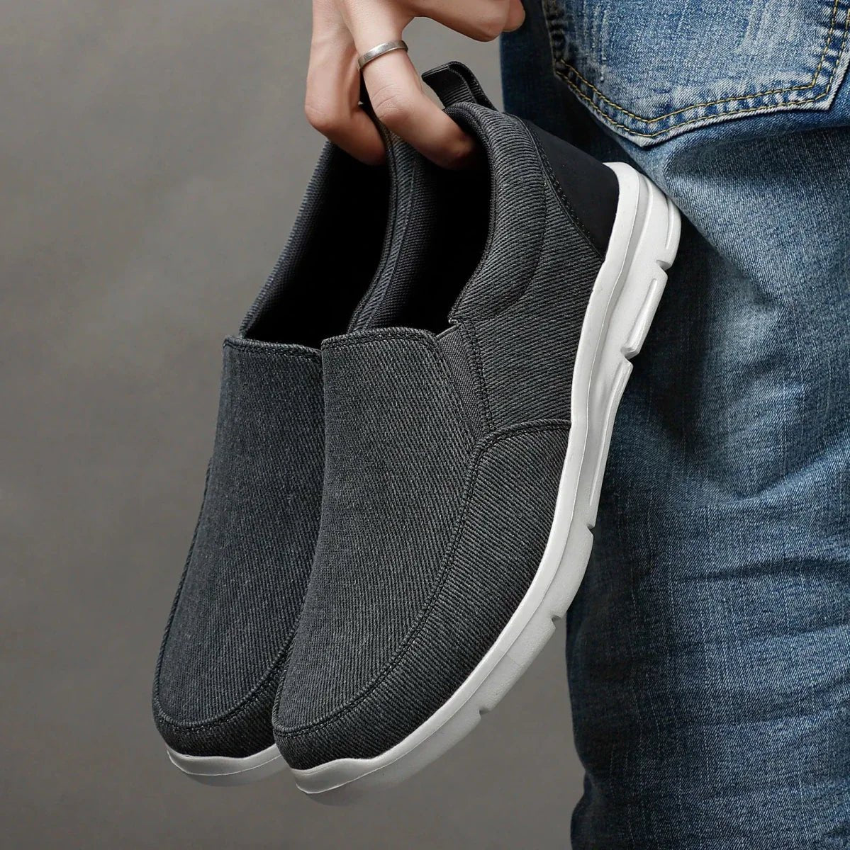 Jonas - Men's Orthopaedic Slip - On Trainers with Cushioned Sole - Trainers - Black - Taylor & Bennett