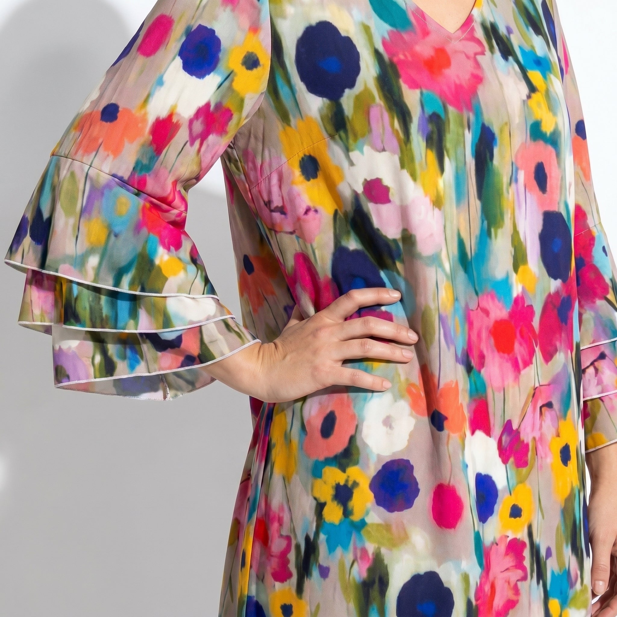 Lila - Women's Summer Floral Print Mini Dress - Mini Dress - Pink - Taylor & Bennett