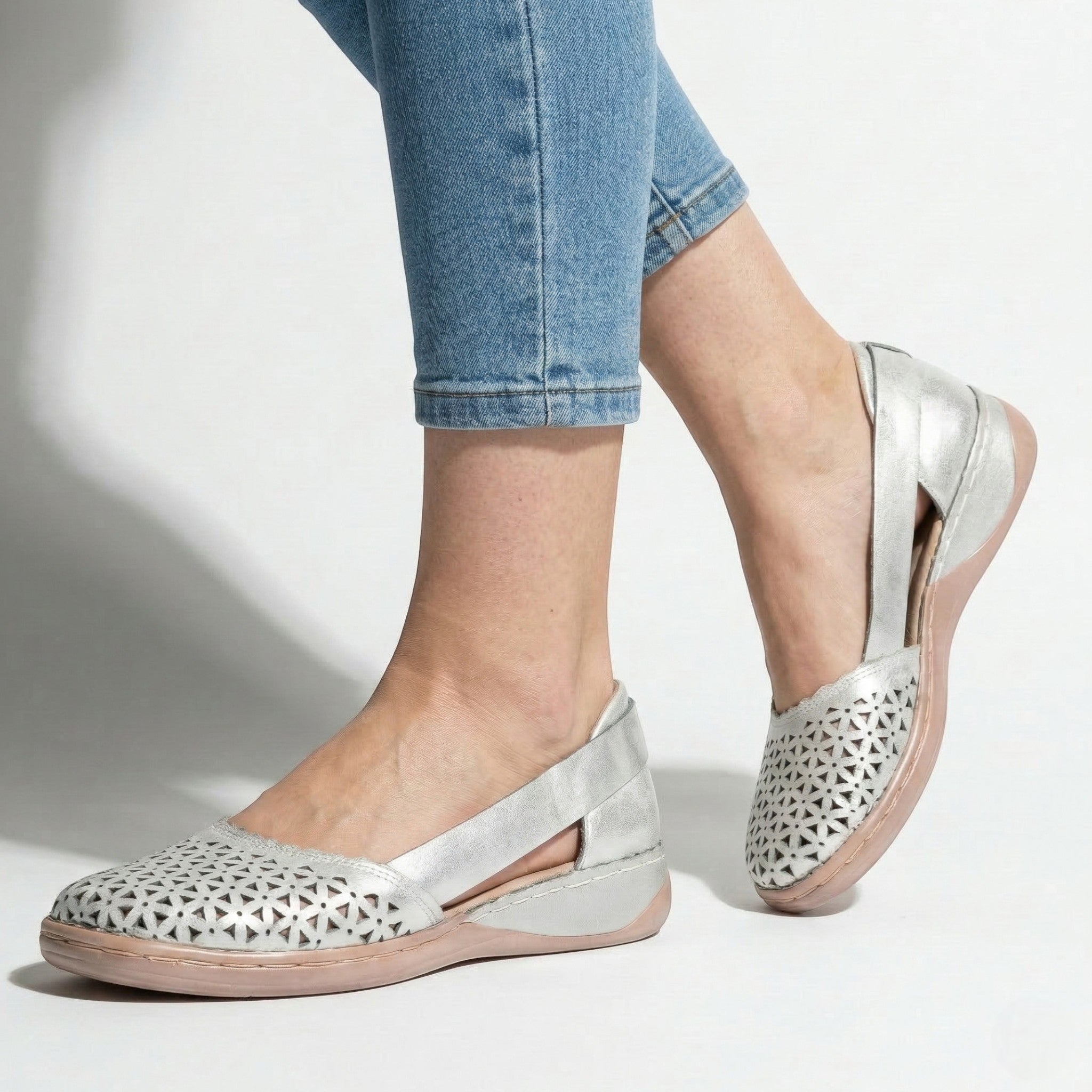 Lily - Women's Breathable Memory Foam Loafers - Loafers - White - Taylor & Bennett