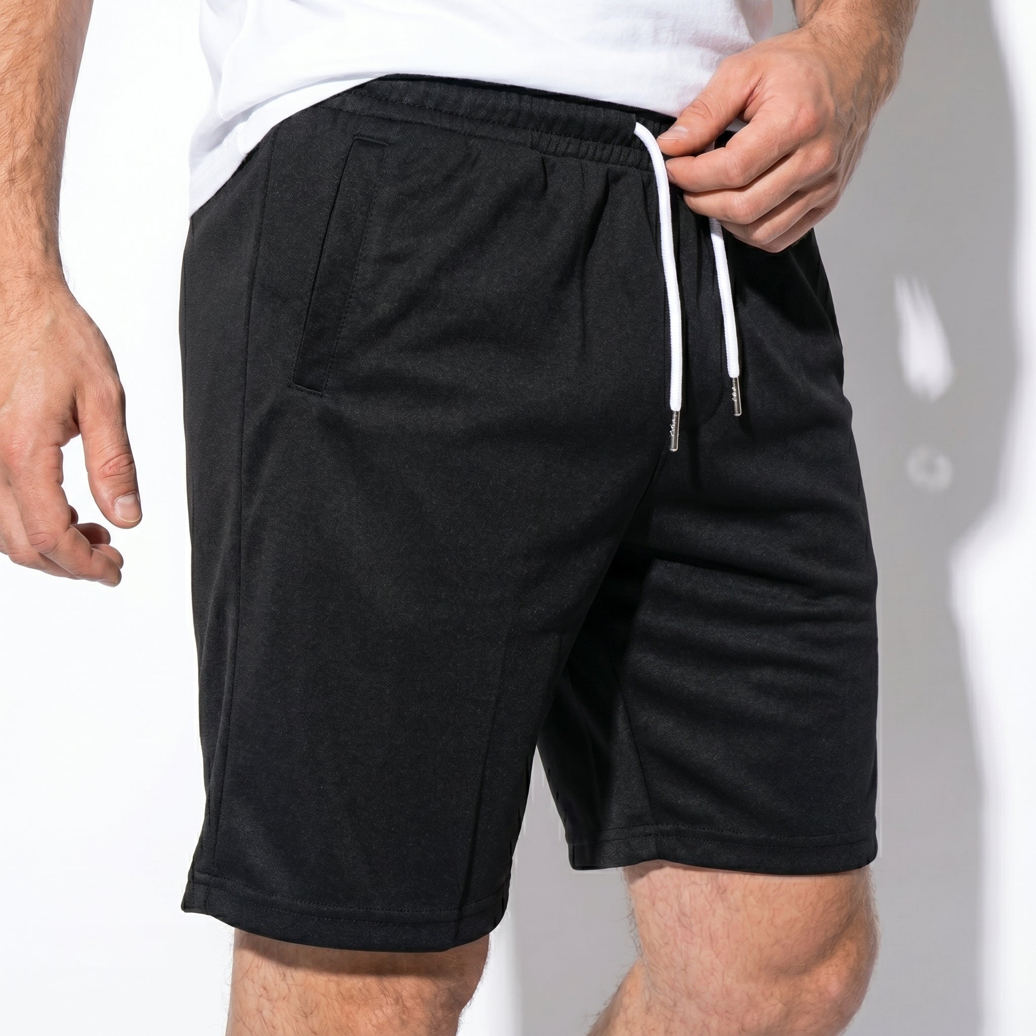 Marcus - Men's Relaxed Fit Drawstring Shorts with Elasticated Waist - Shorts Men - Black - Taylor & Bennett