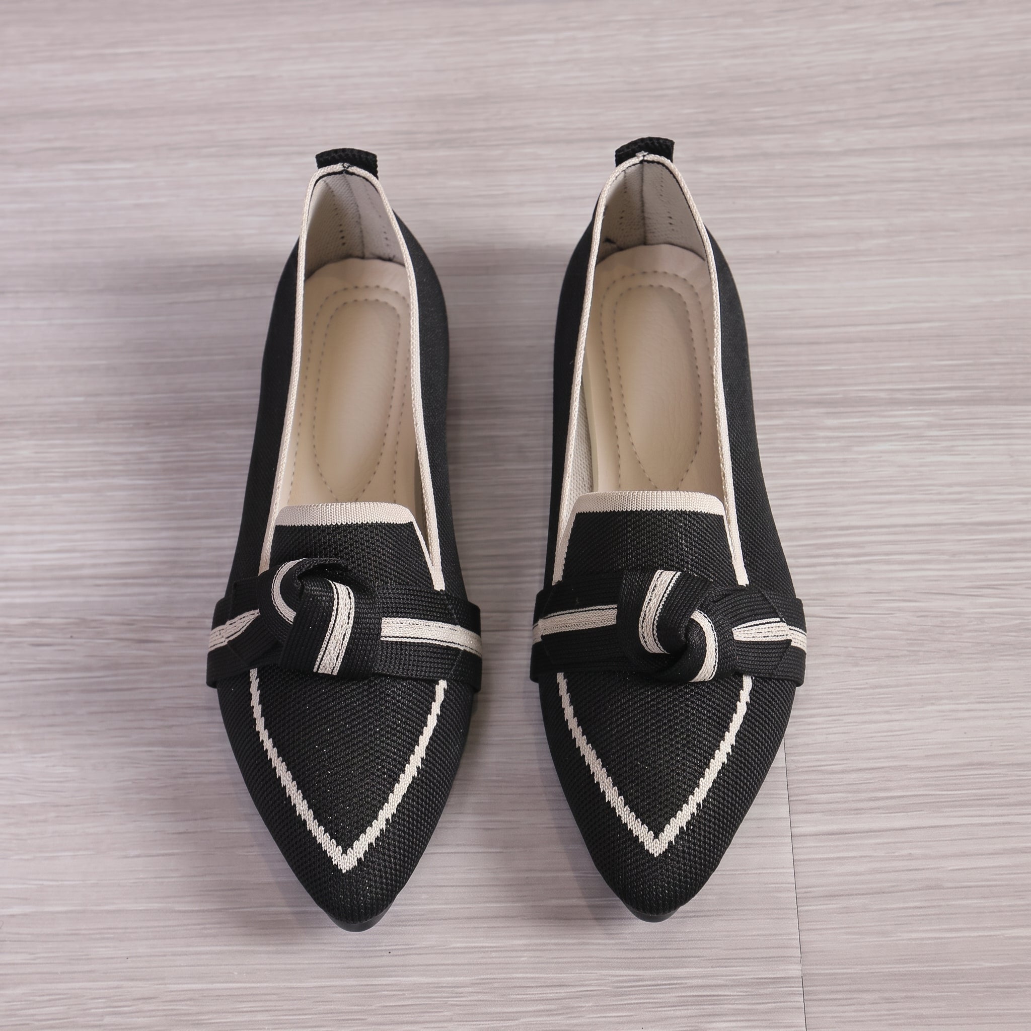 Millie - Women's Pointed Toe Knot Detail Flat Loafers - Loafer - Black - Taylor & Bennett