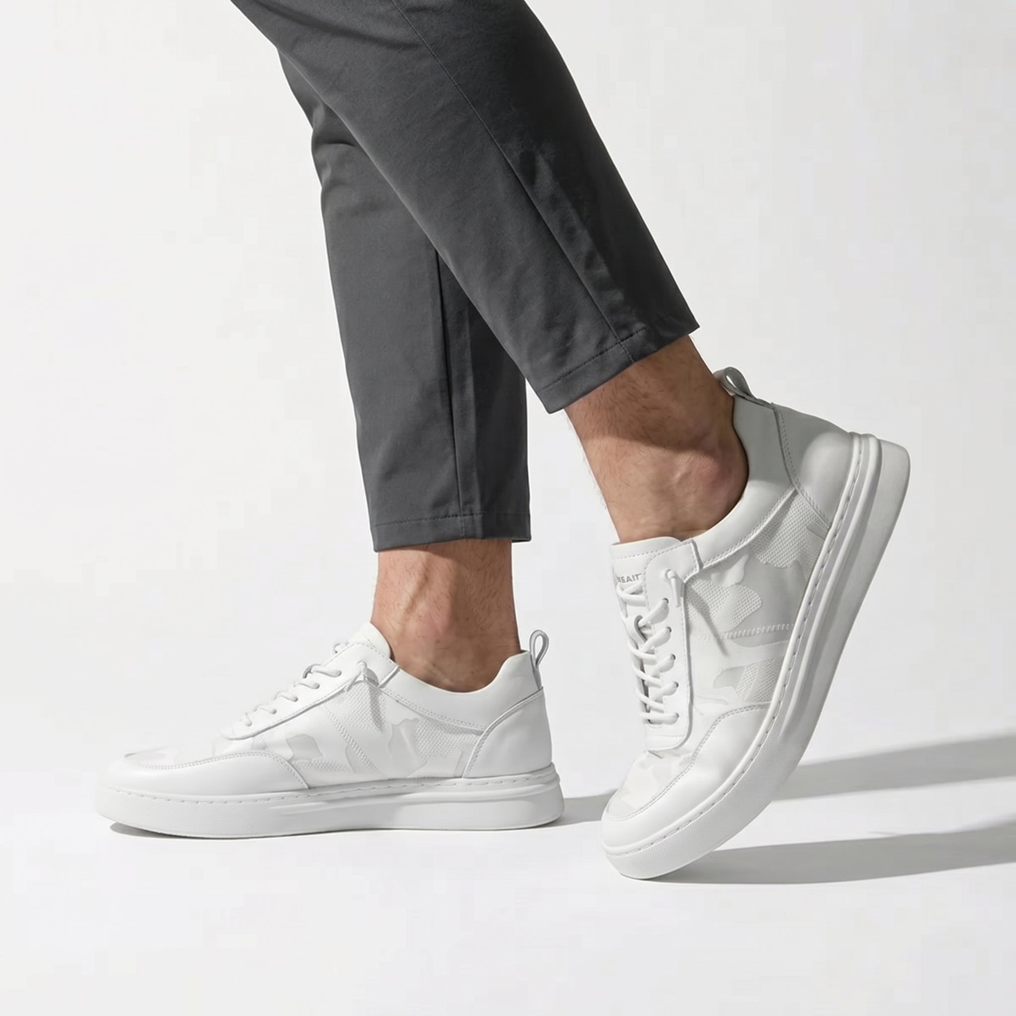 Noah - Men's Breathable Low - Top Trainers - Trainers - White - Taylor & Bennett