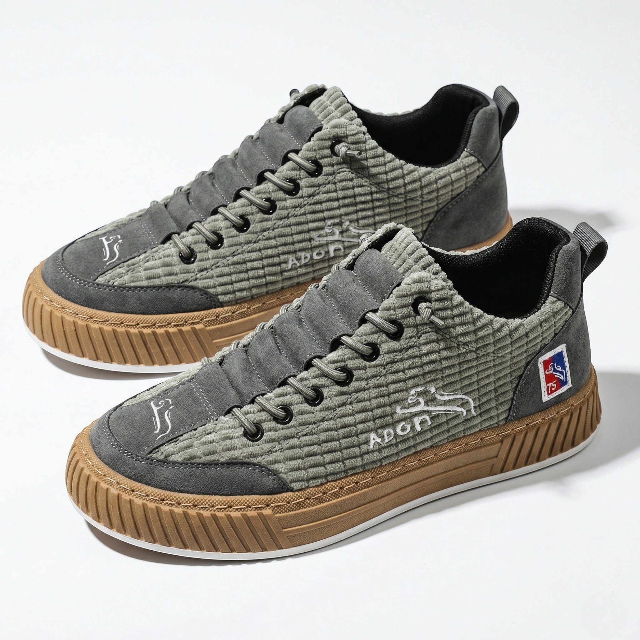 Ryan - Men's Textured Low - Top Trainers - Trainers - Grey - Taylor & Bennett