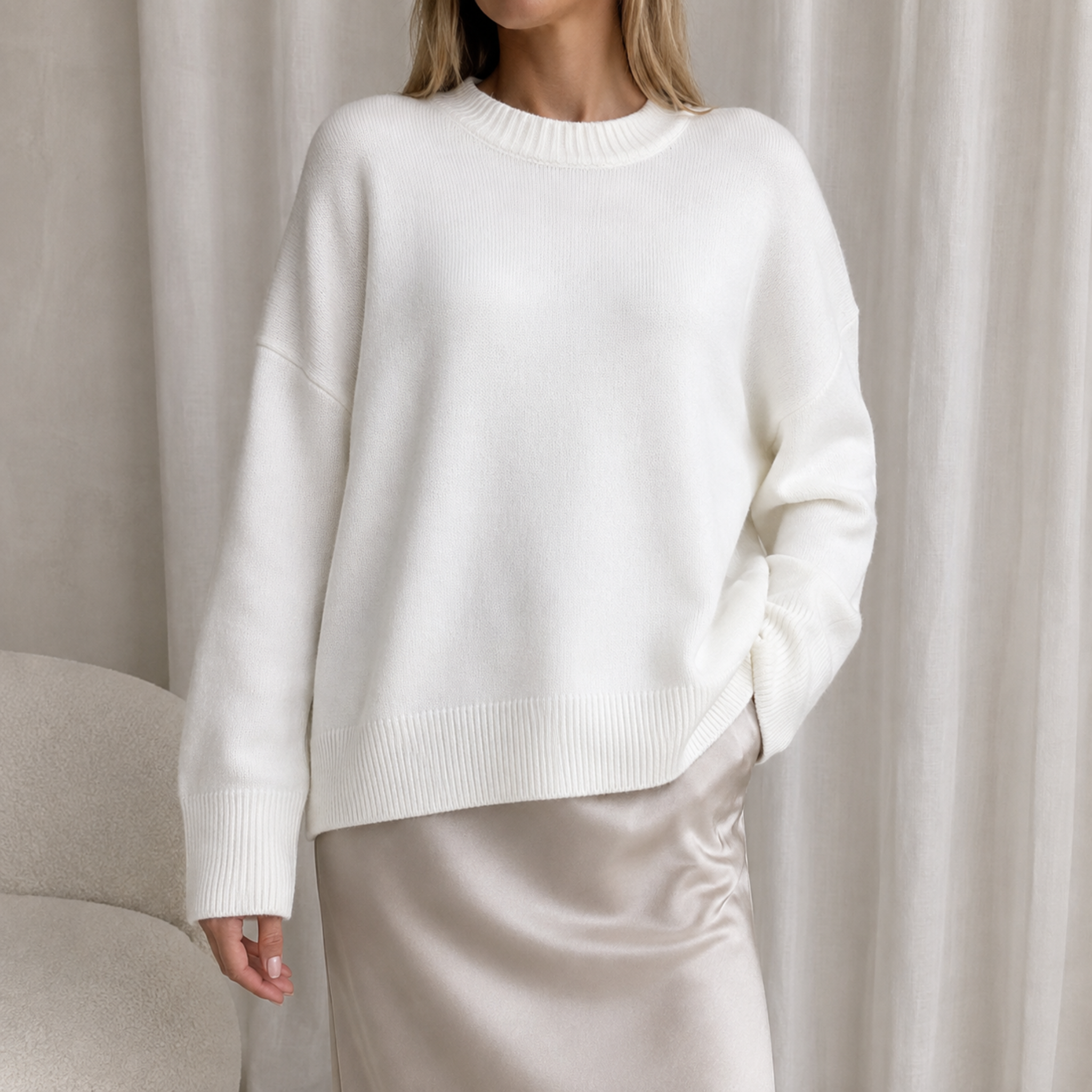 Olivia - Women's Oversized Crewneck Knit Jumper