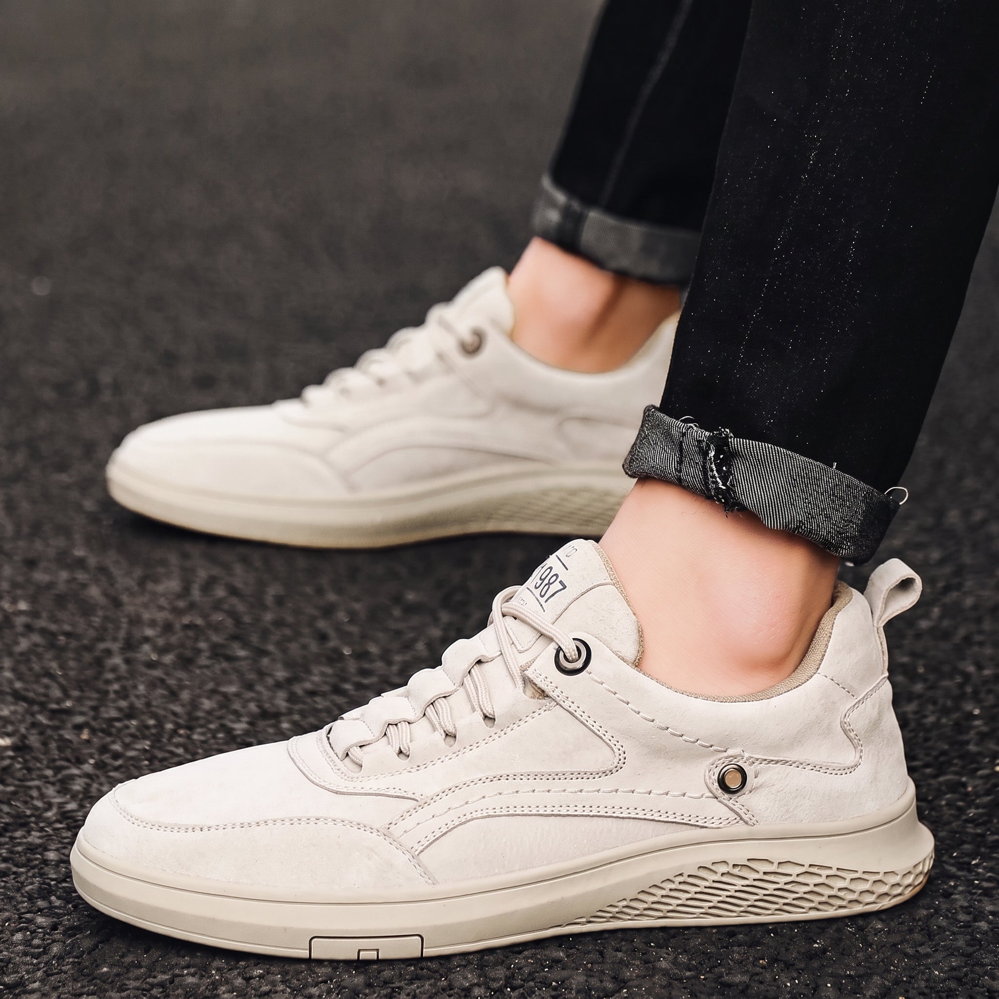 Charlie - Men's Low-Top Lace-Up Trainers with Contrast Stitching