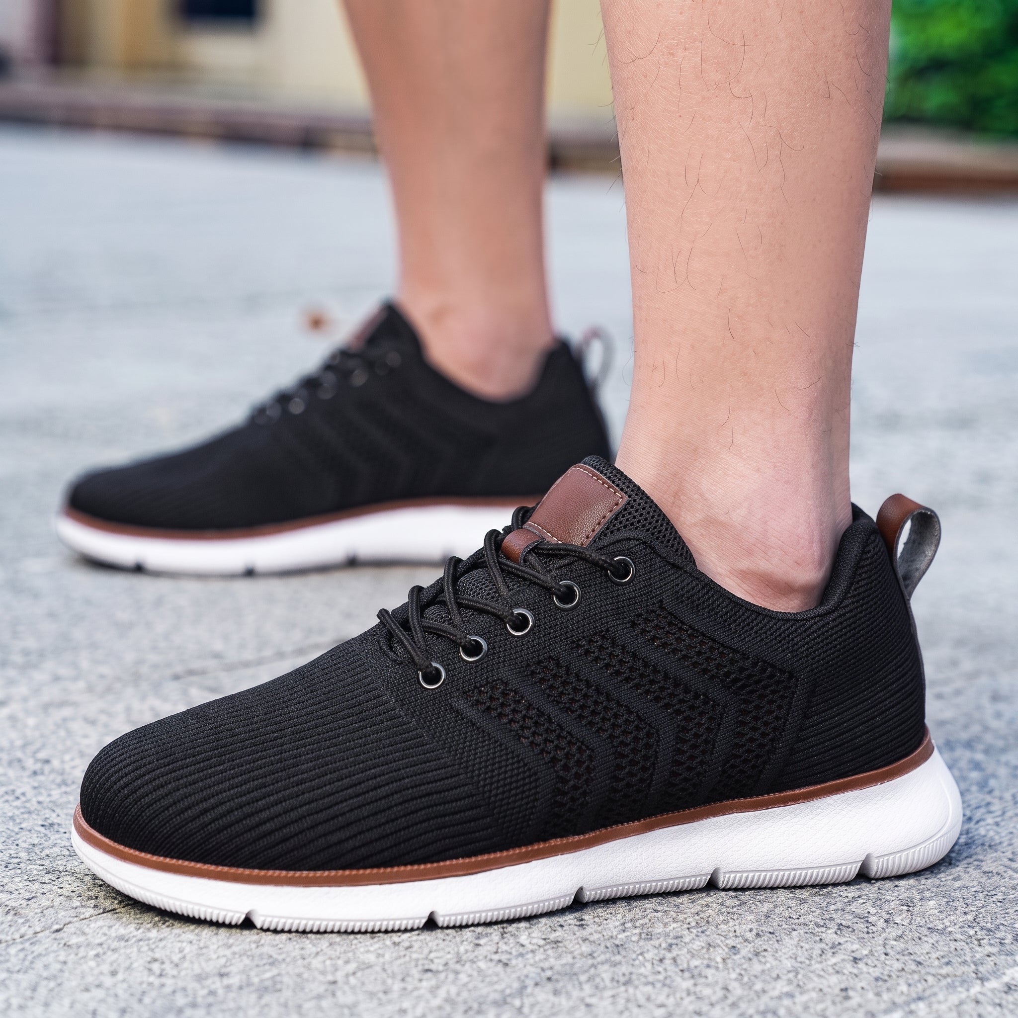 Jonas - Men's Orthopaedic Breathable Low-Top Trainers