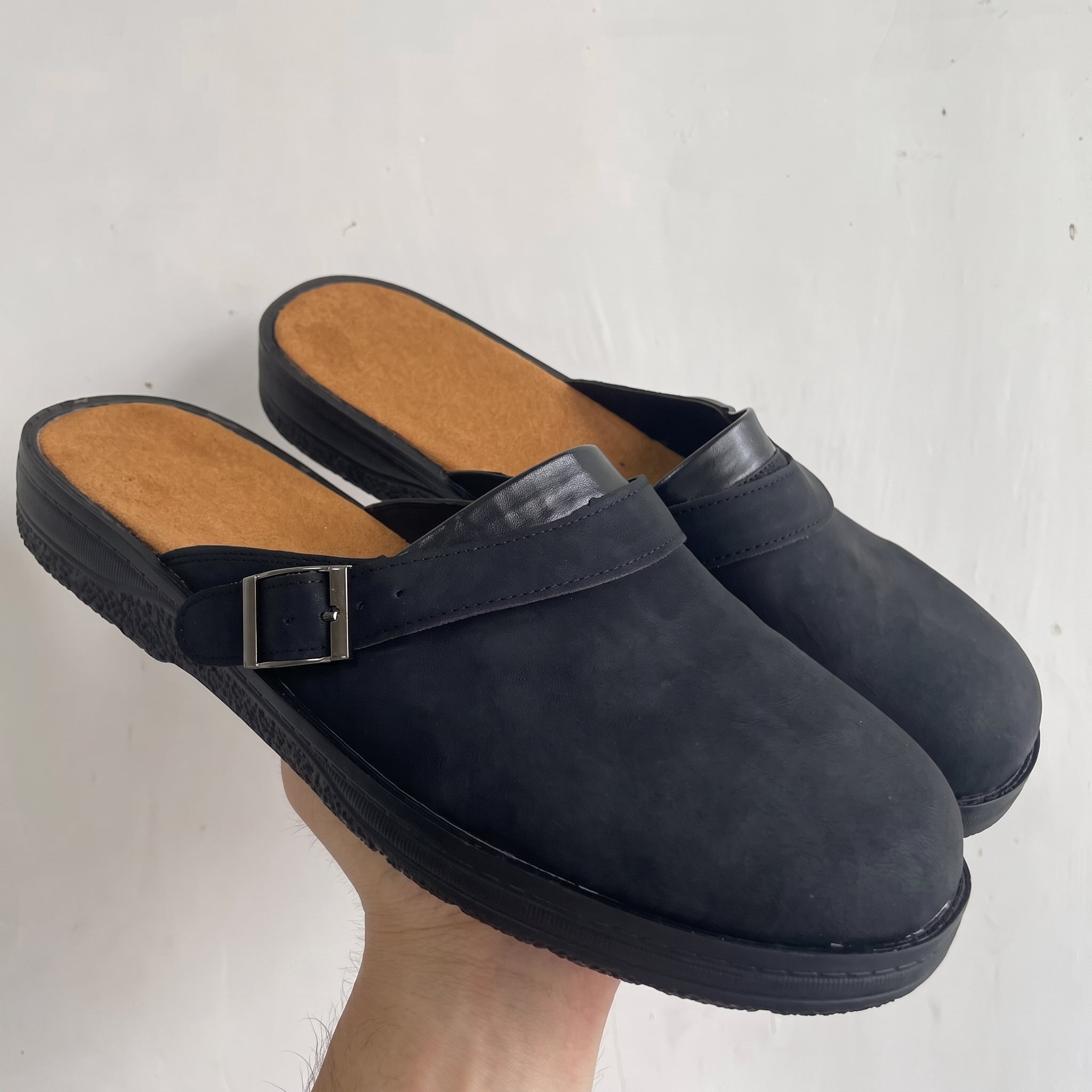 Benjamin - Men's Orthopaedic Buckle Heel Strap Clogs