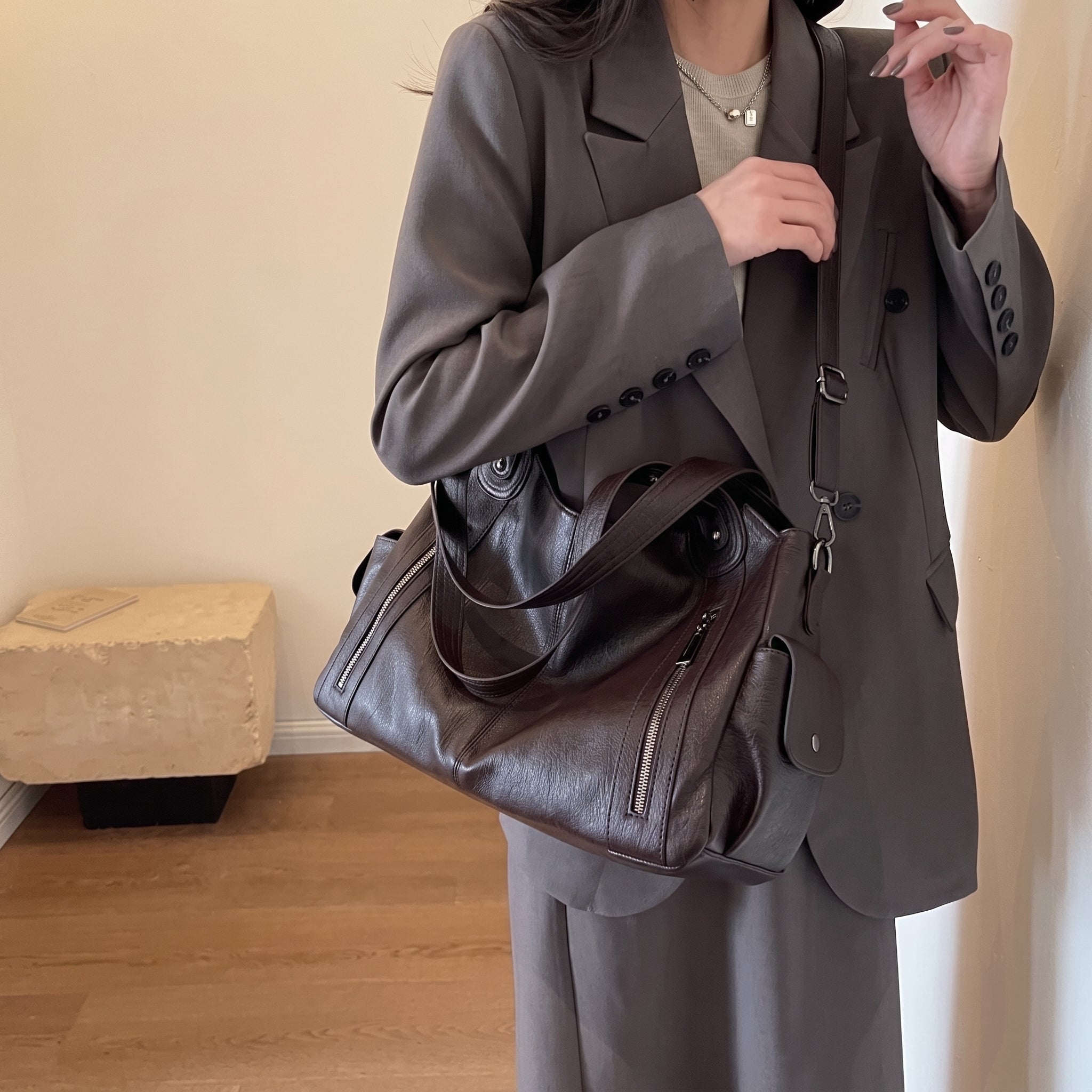 Sophie - Women's Shoulder Bag with Dual Handles and Zip Detail