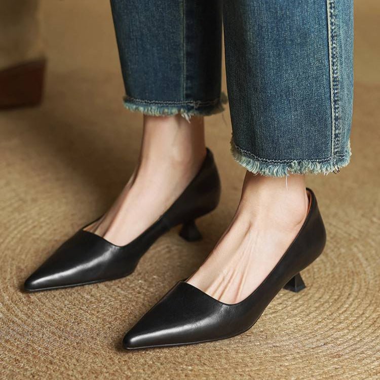 Alice - Women's Kitten Heel Pointed Toe Pumps - Sandals - Black - Taylor & Bennett
