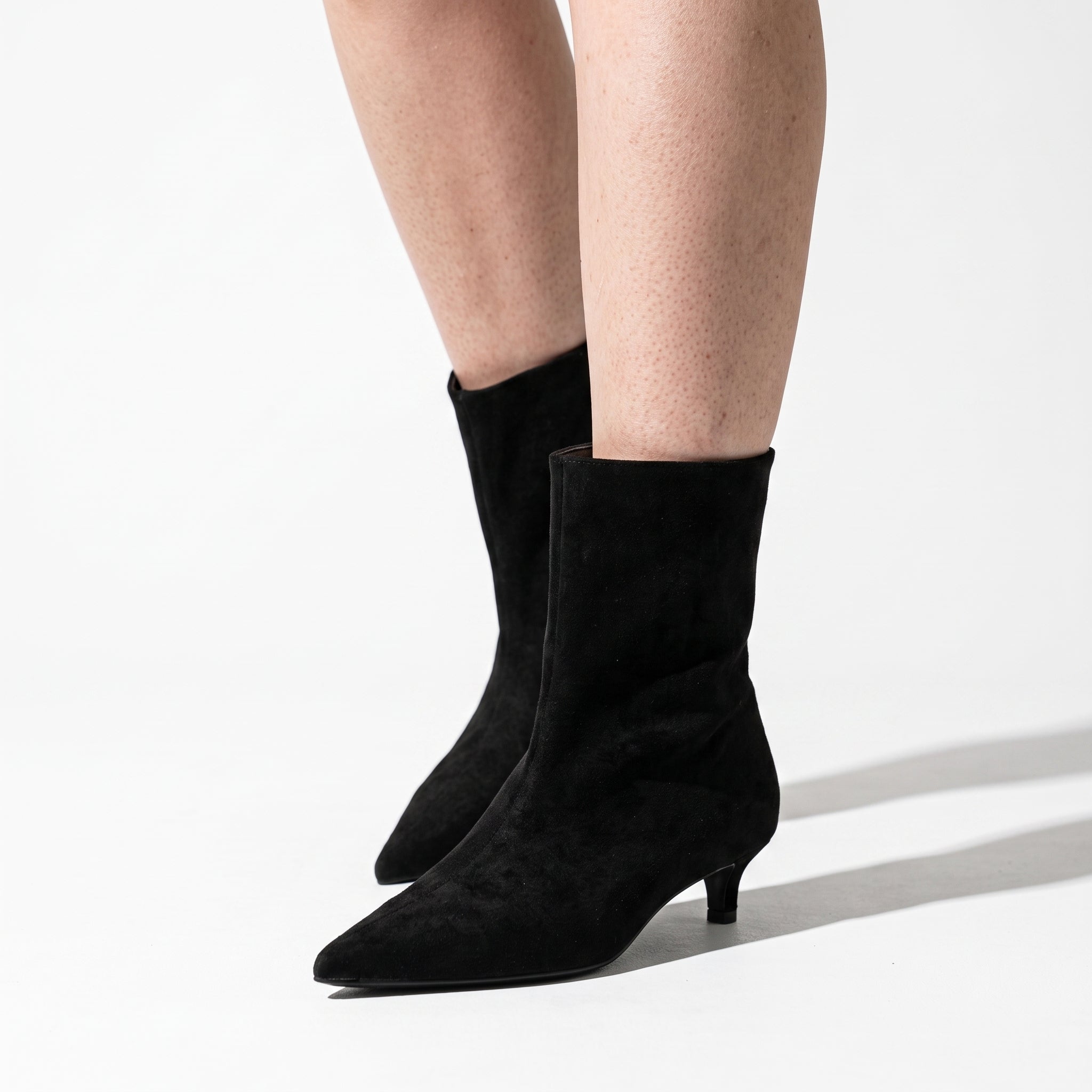 Alice - Women's Pointed Toe Kitten Heel Ankle Boots - Boots - Black - Taylor & Bennett