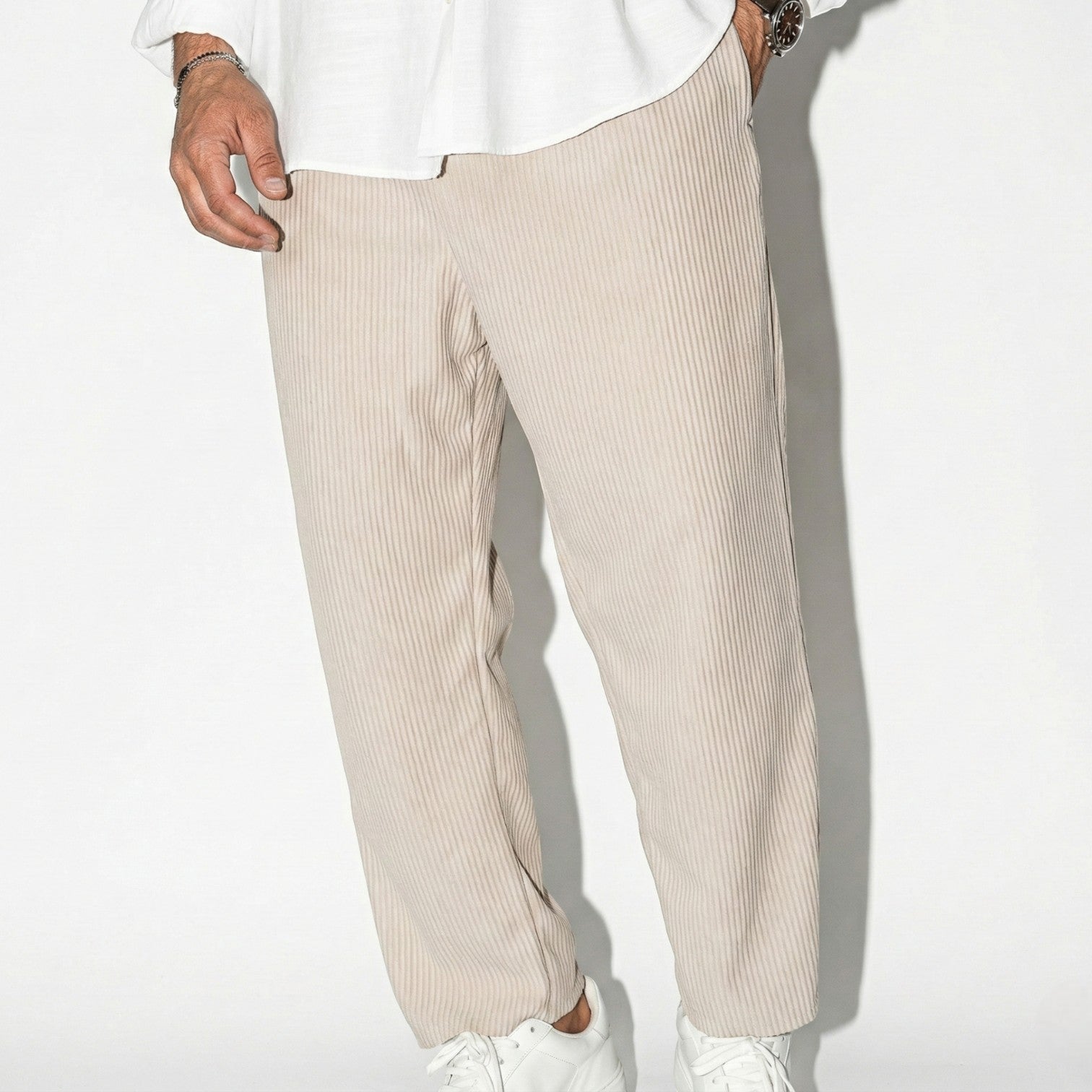 Arthur - Men's Relaxed Fit Pleated Trousers with Elastic Waist - Trouser - Beige - Taylor & Bennett