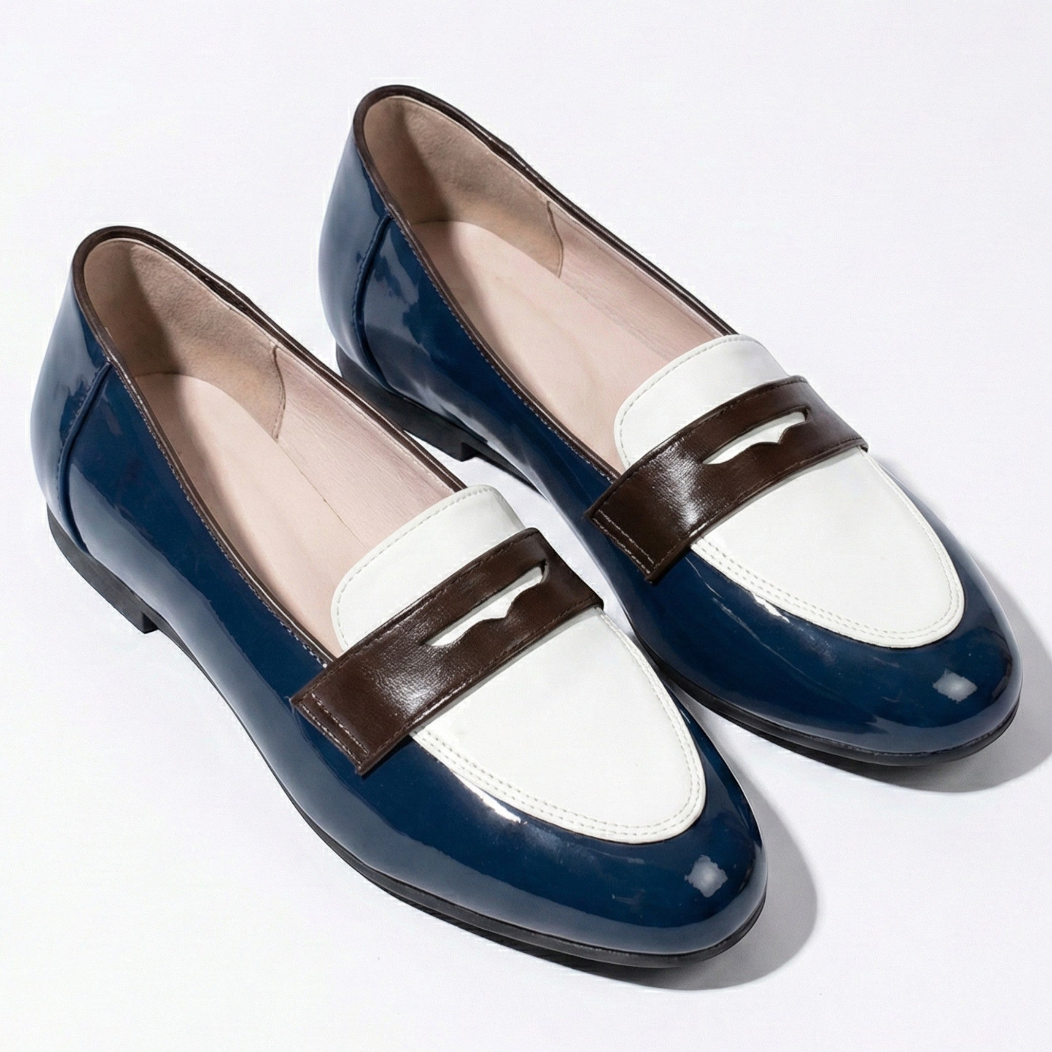 Ava - Women's Two - Tone Round Toe Flat Loafers - Loafers - White - Taylor & Bennett