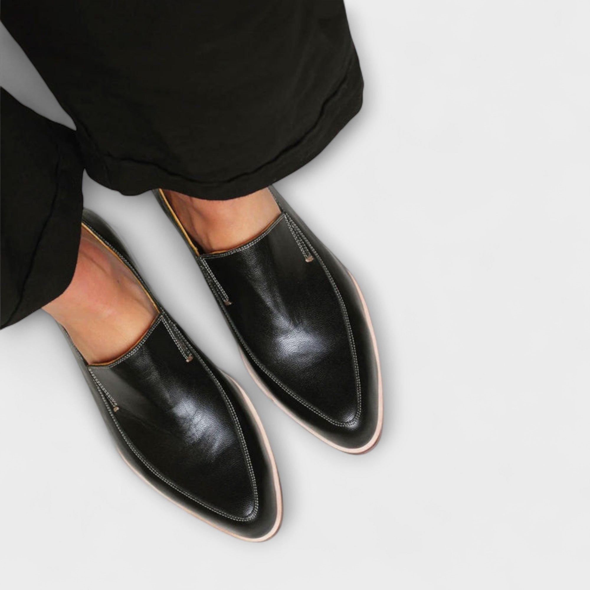 Cara - Women's Pointed Toe Slip - On Flat Loafers - Loafers - Black - Taylor & Bennett