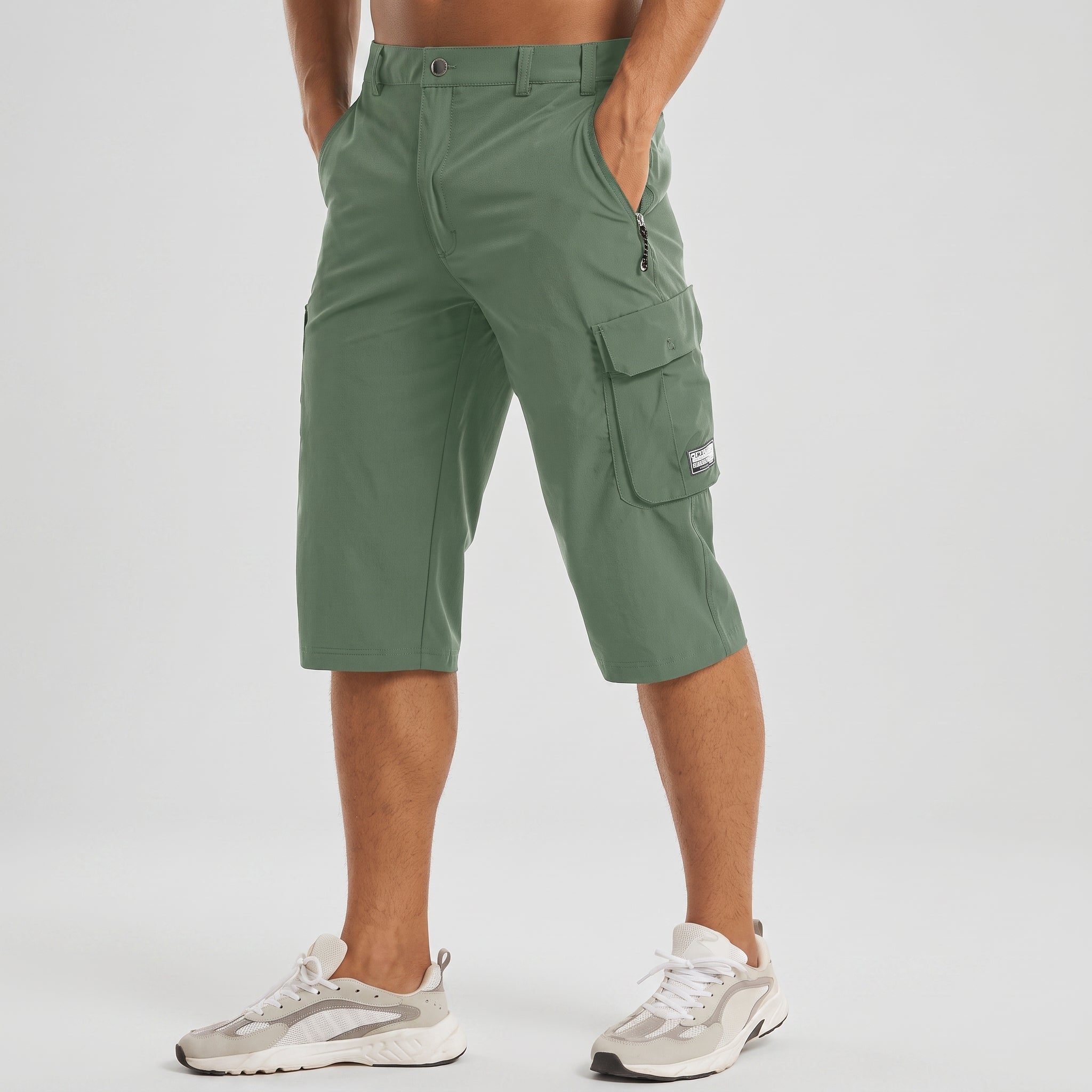 Charlie - Men's Relaxed Fit Zip-Pocket Cargo Capri Shorts - Shorts Men - Green - Taylor & Bennett