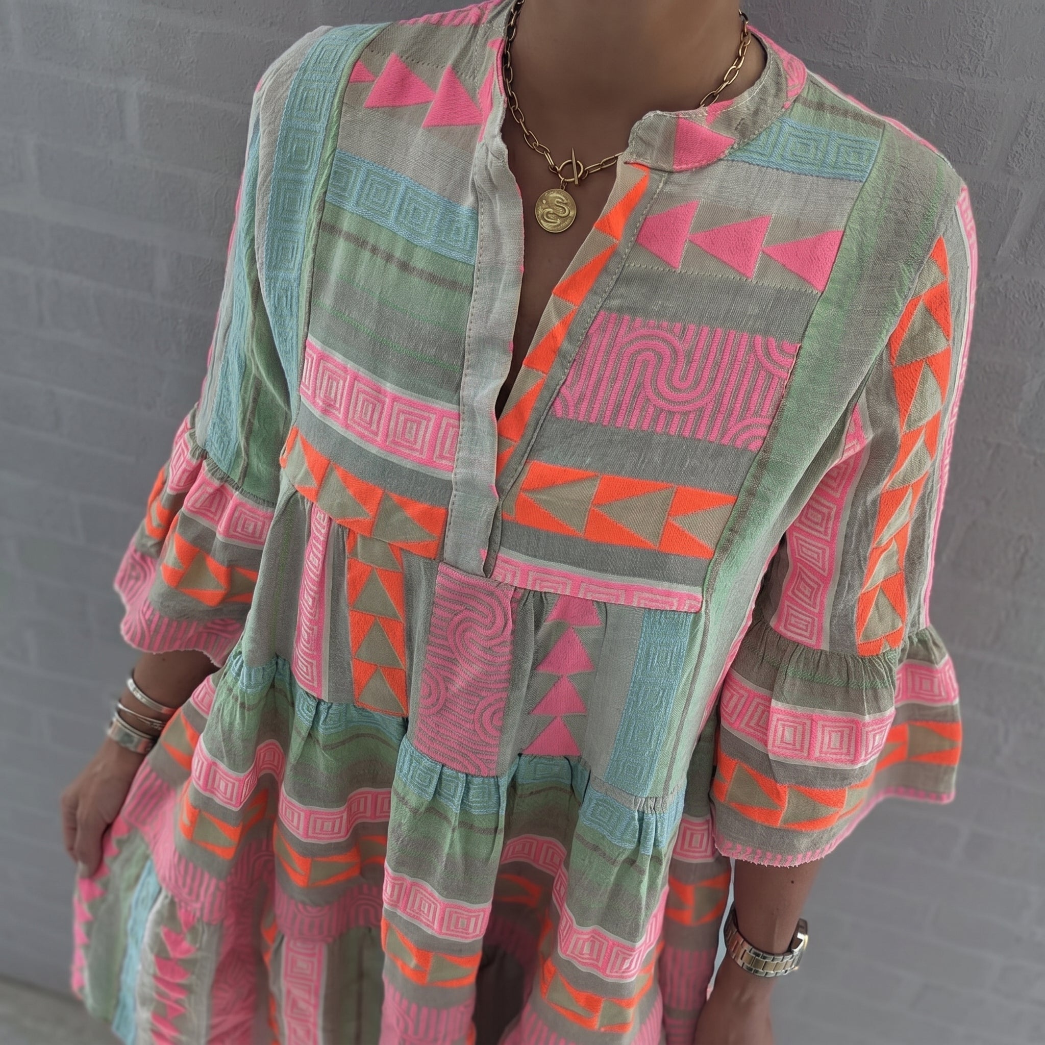 Clara - Women's Summer Printed Flared Sleeve Midi Dress - Midi Dress - Pink - Taylor & Bennett