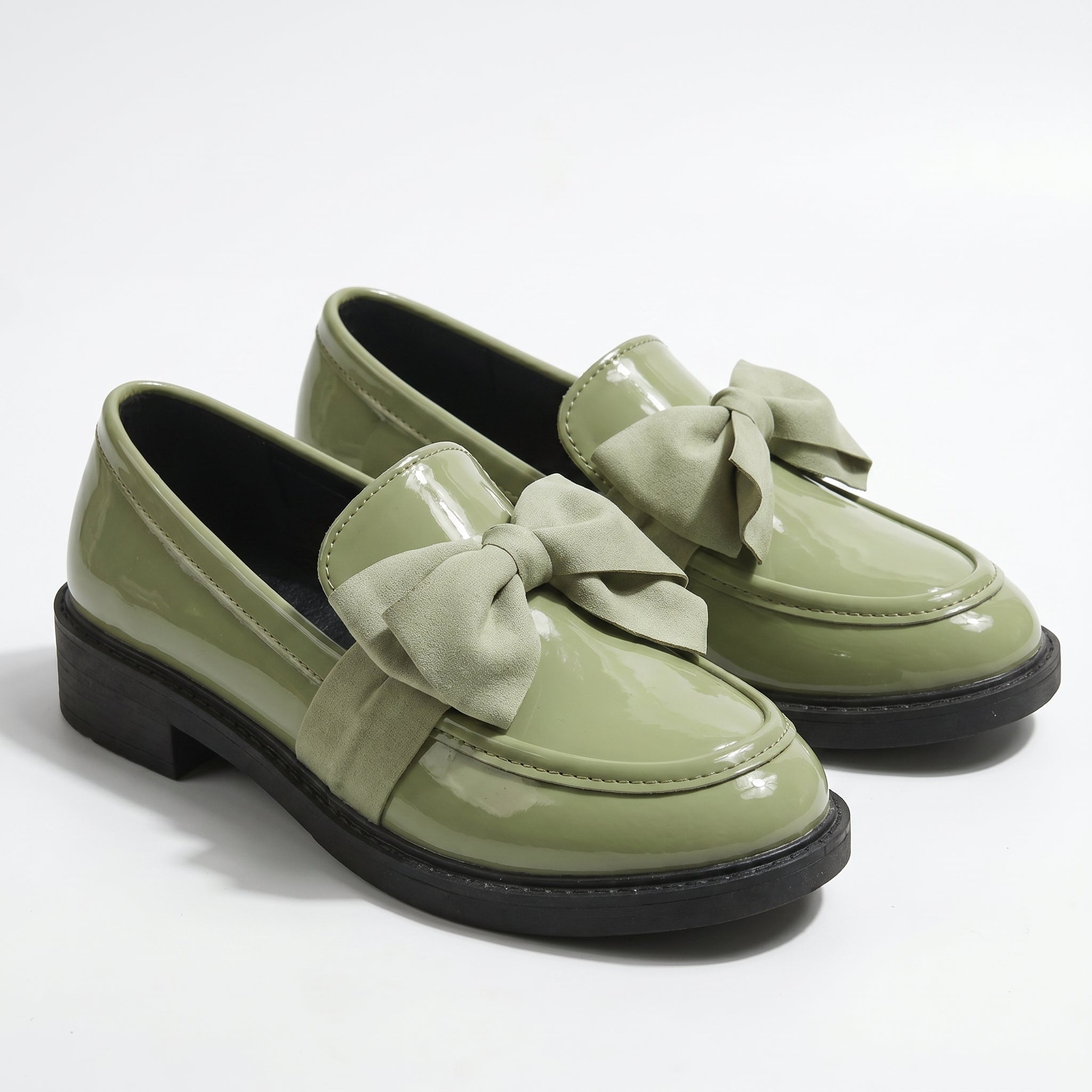 Florence - Women's Platform Loafers with Bow Detail - Loafers - Green - Taylor & Bennett