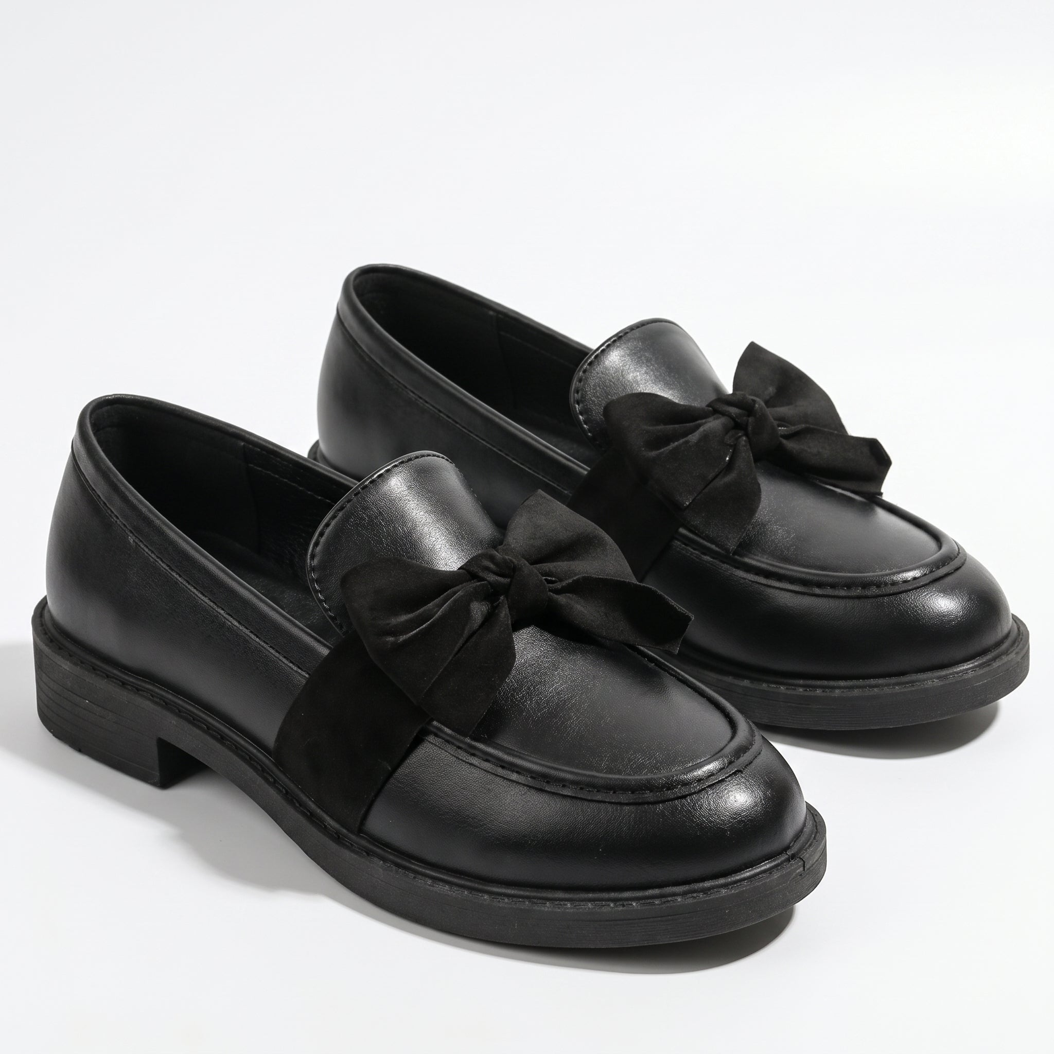 Florence - Women's Platform Loafers with Bow Detail - Loafers - Black - Taylor & Bennett