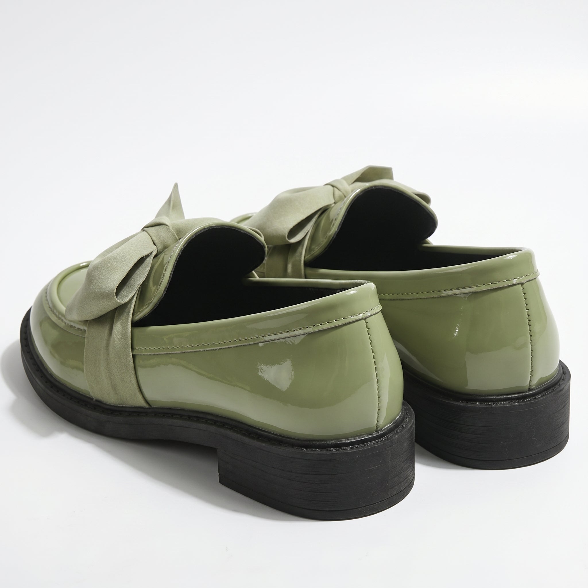 Florence - Women's Platform Loafers with Bow Detail - Loafers - Green - Taylor & Bennett