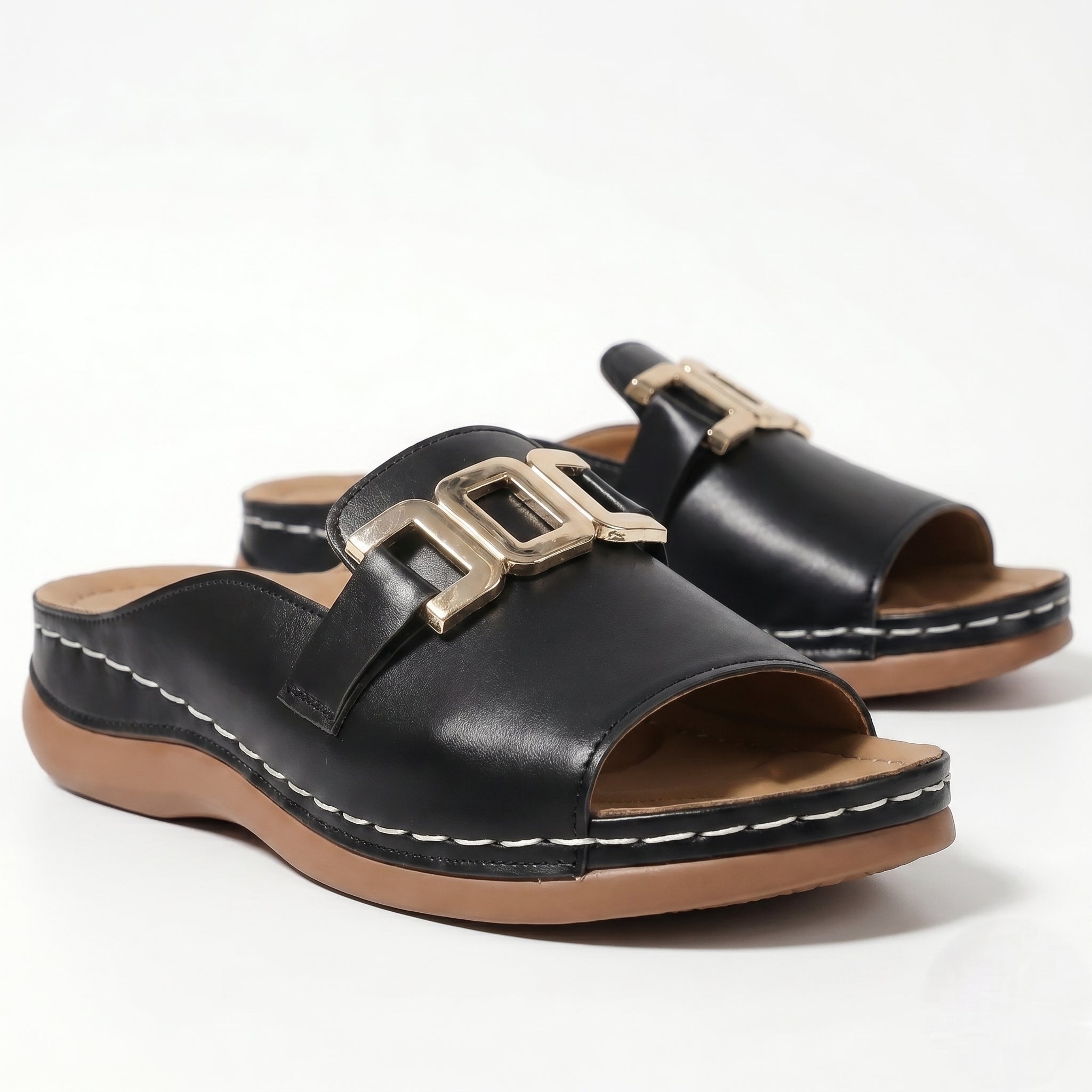 Hannah - Women's Breathable Buckle Flat Sandals - Footwear - Black - Taylor & Bennett