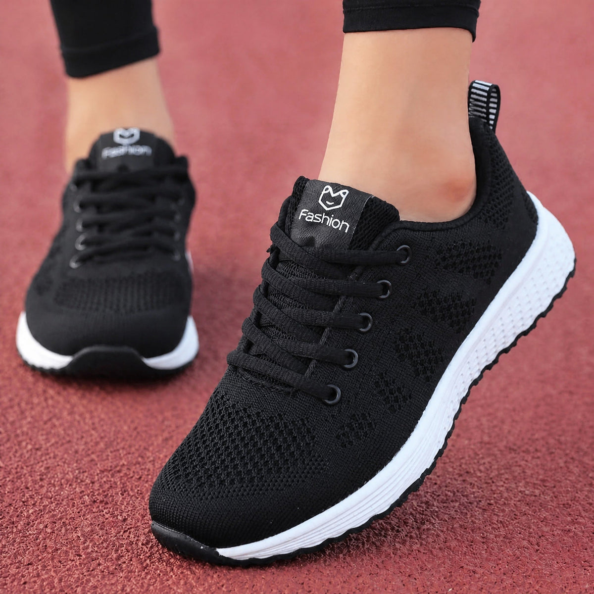 Isla - Women's Lightweight Lace-Up Trainers with Cushioned Sole - Sneakers - Black - Taylor & Bennett