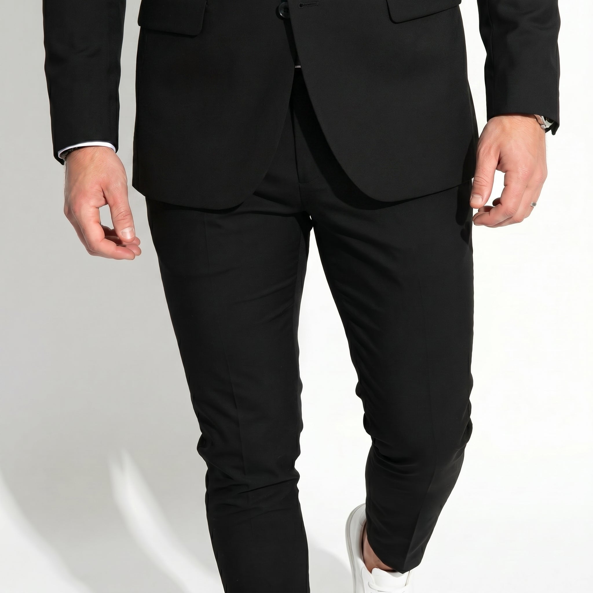 James - Men's Slim Fit Wedding Suit - Men's suit - Black - Taylor & Bennett