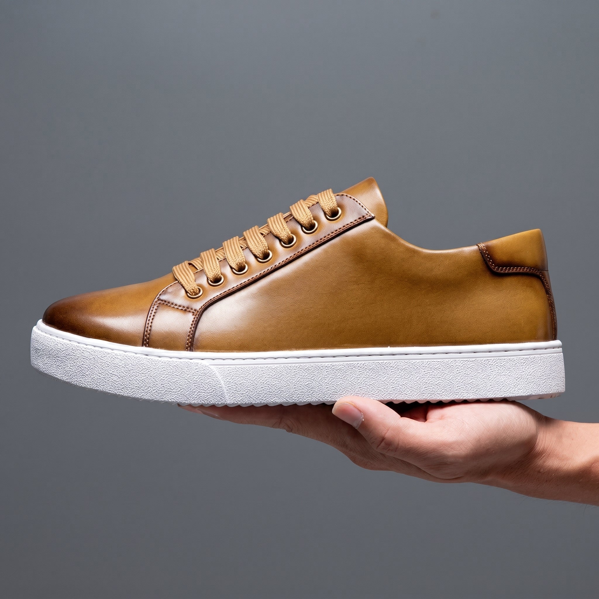 Jonas - Men's Classic Minimalist Low-Top Trainers - Shoes - Khaki - Taylor & Bennett
