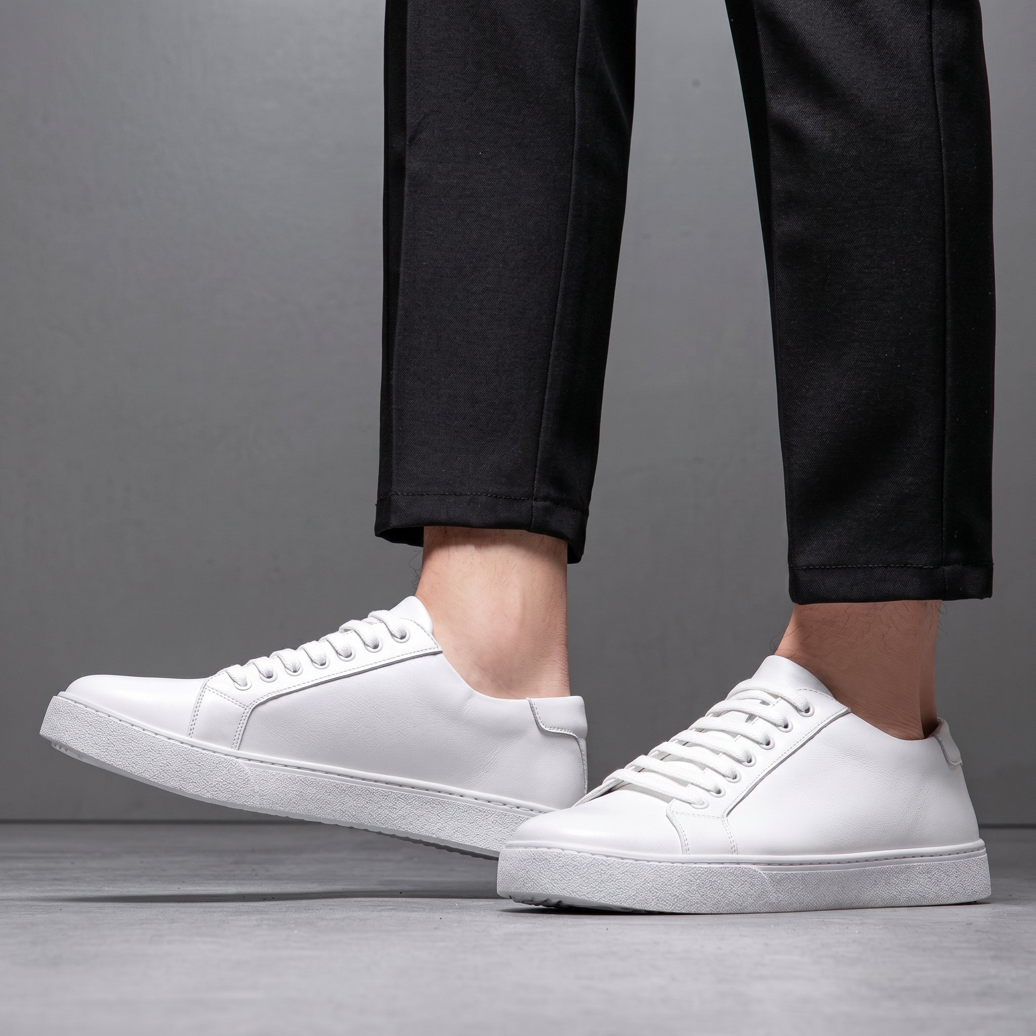 Jonas - Men's Classic Minimalist Low-Top Trainers - Shoes - White - Taylor & Bennett