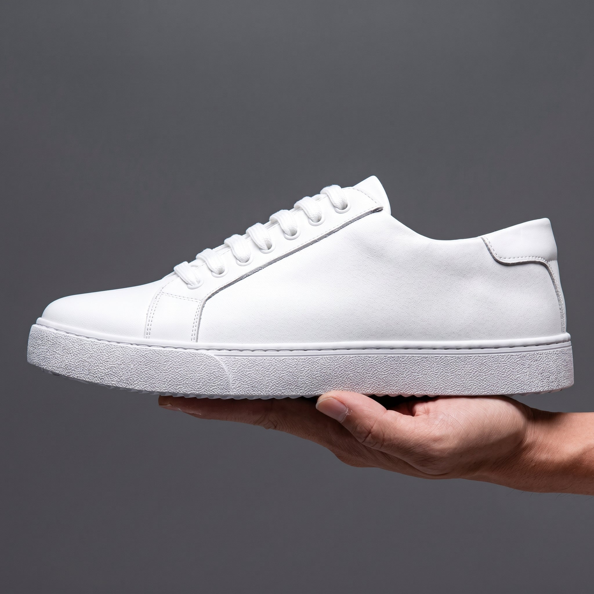 Jonas - Men's Classic Minimalist Low-Top Trainers - Shoes - White - Taylor & Bennett