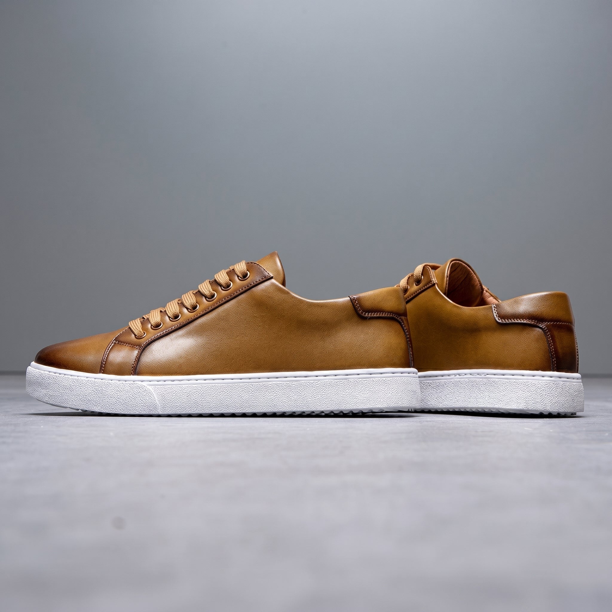 Jonas - Men's Classic Minimalist Low-Top Trainers - Shoes - Khaki - Taylor & Bennett