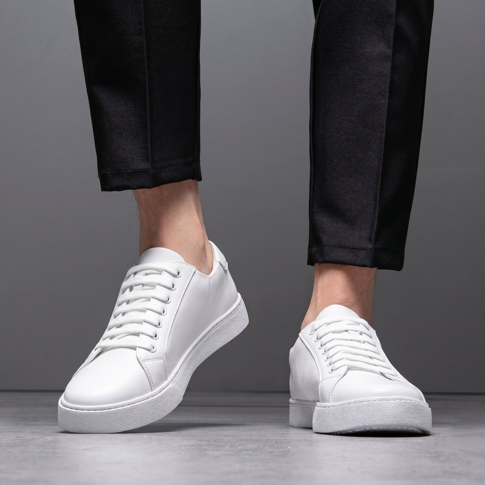 Jonas - Men's Classic Minimalist Low-Top Trainers - Shoes - White - Taylor & Bennett