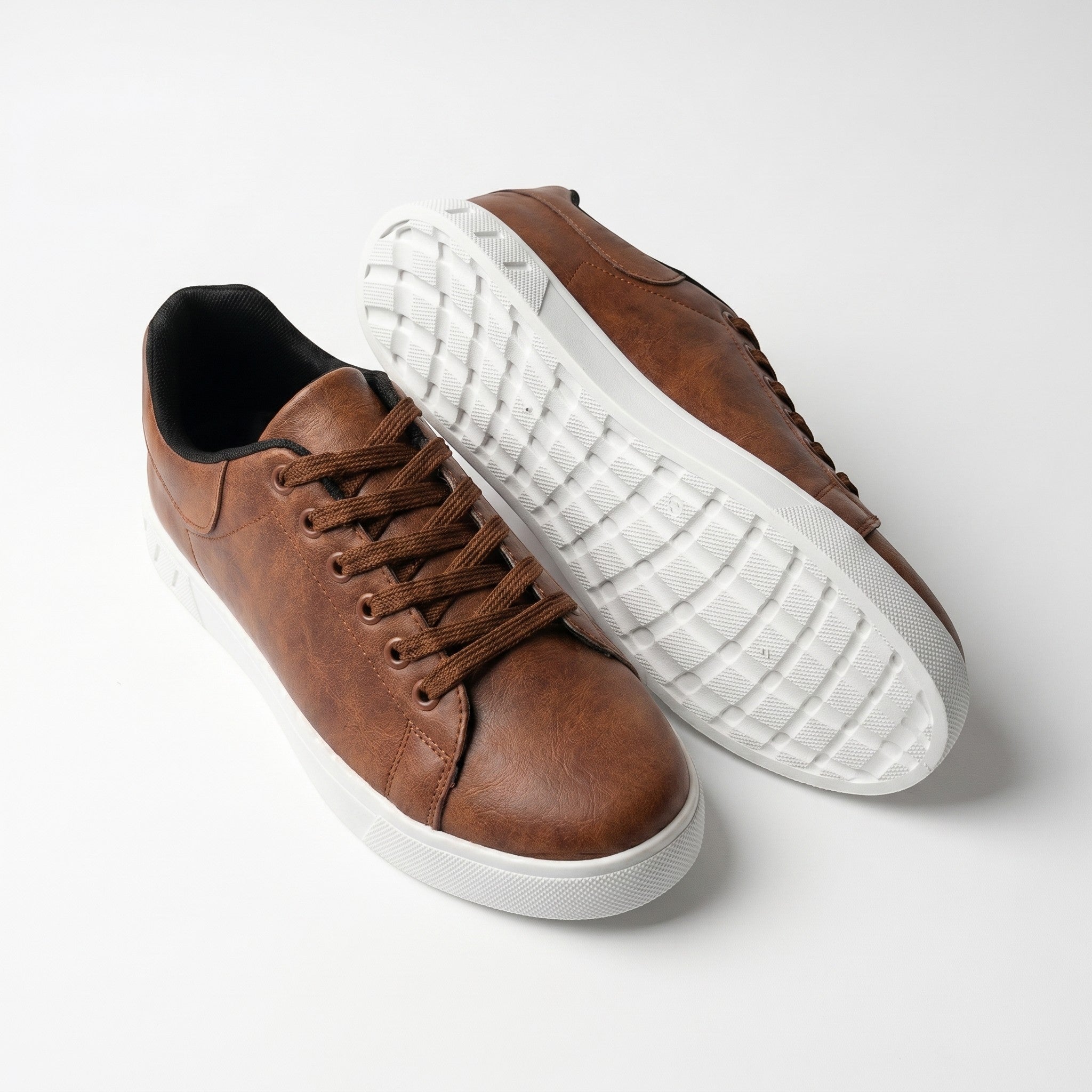 Jonas – Minimalist Casual Low - Top Trainers - Shoes - Brown - Taylor & Bennett
