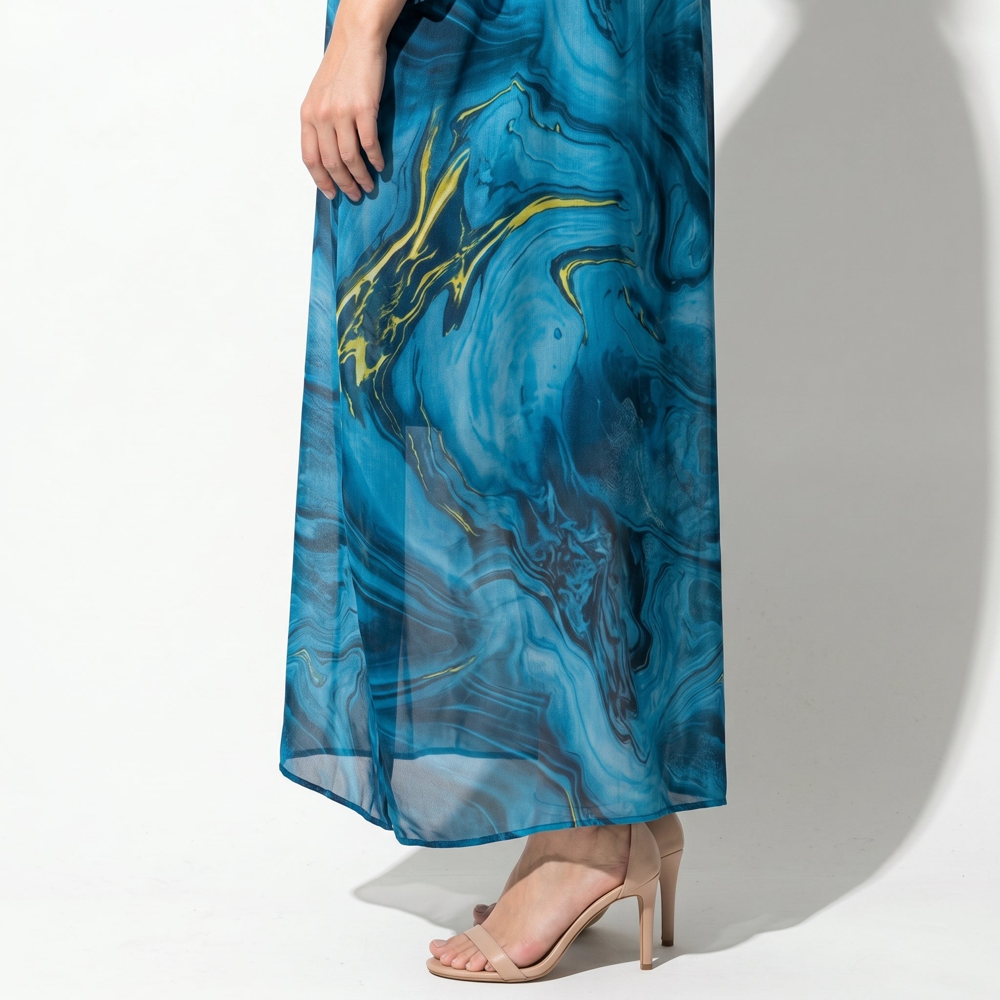 Lara - Women's Relaxed Fit Summer Marble Print Maxi Dress - Maxi Dress - Blue - Taylor & Bennett