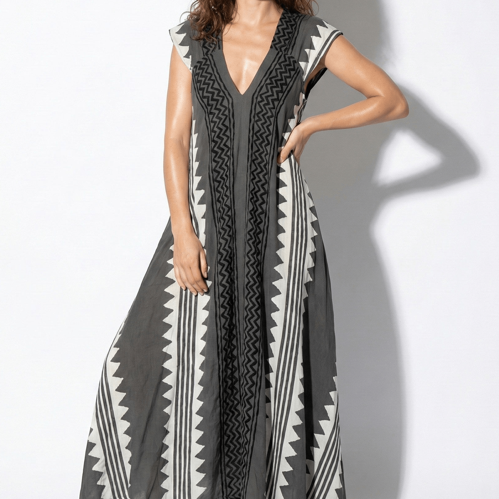 Lily - Women's A Line Printed Maxi Dress - Dresses - Grey - Taylor & Bennett