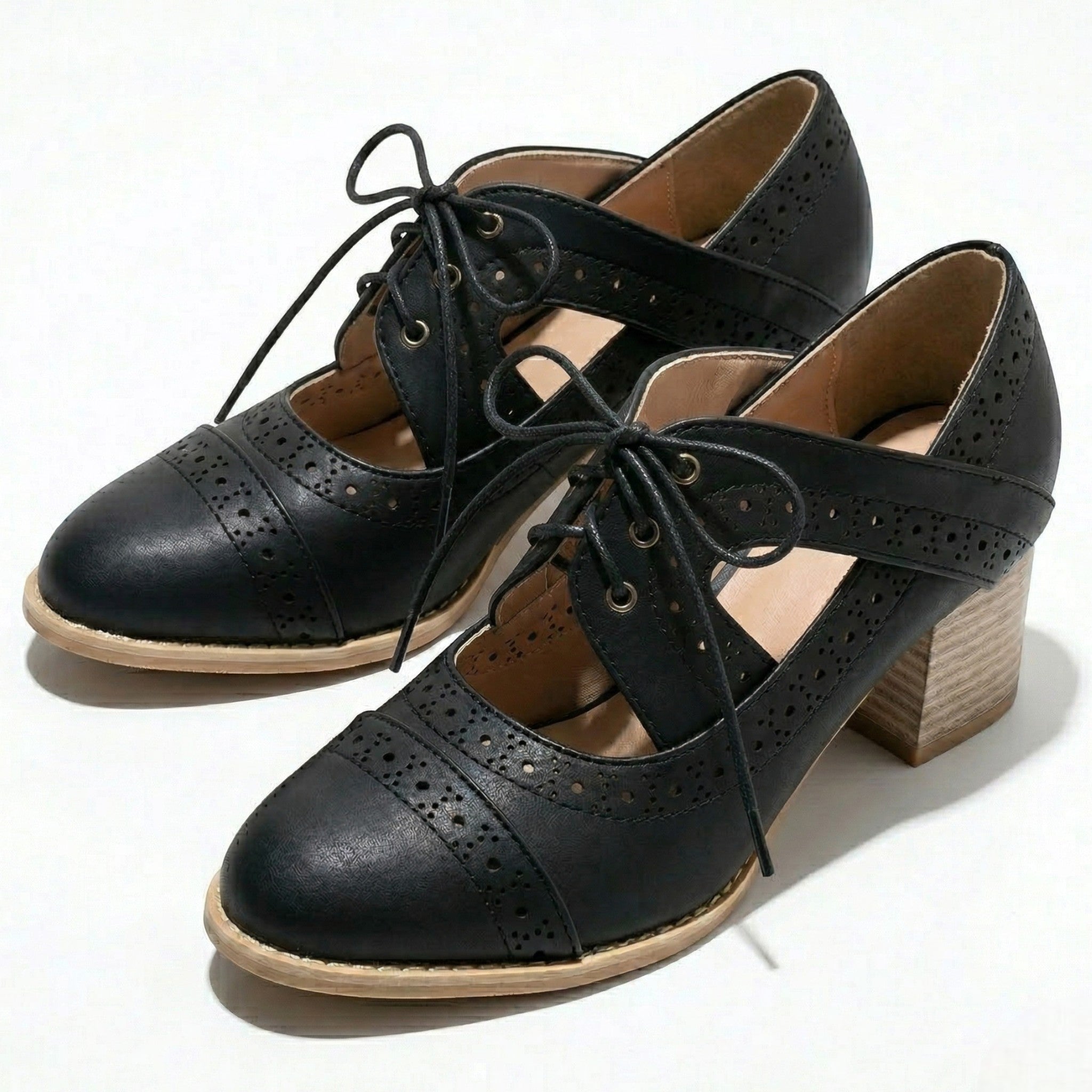 Lottie - Women's Brogue Block Heel Shoes - Shoes - Black - Taylor & Bennett