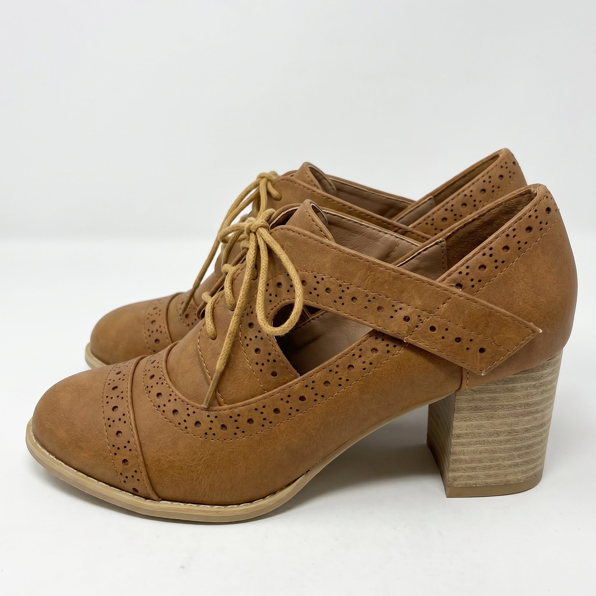 Lottie - Women's Brogue Block Heels - Shoes - Beige - Taylor & Bennett